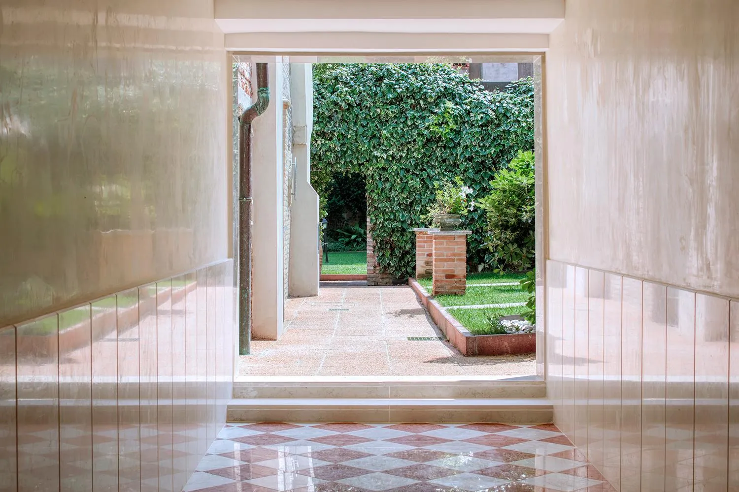 Garden in Hotel Pausania