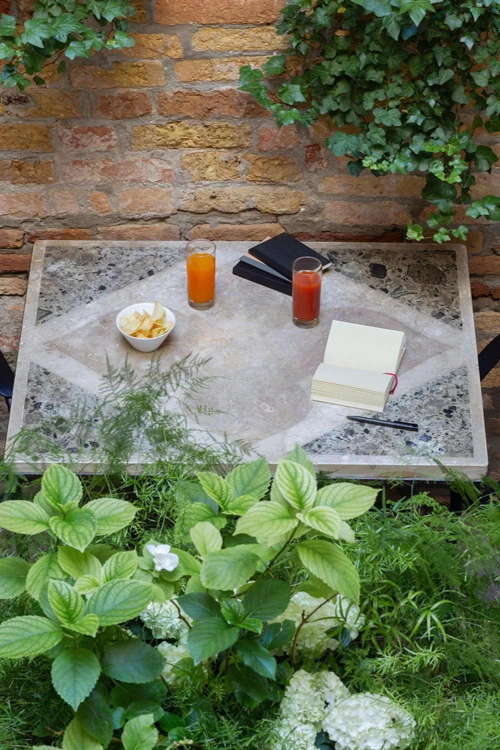 Patio in Hotel Pausania