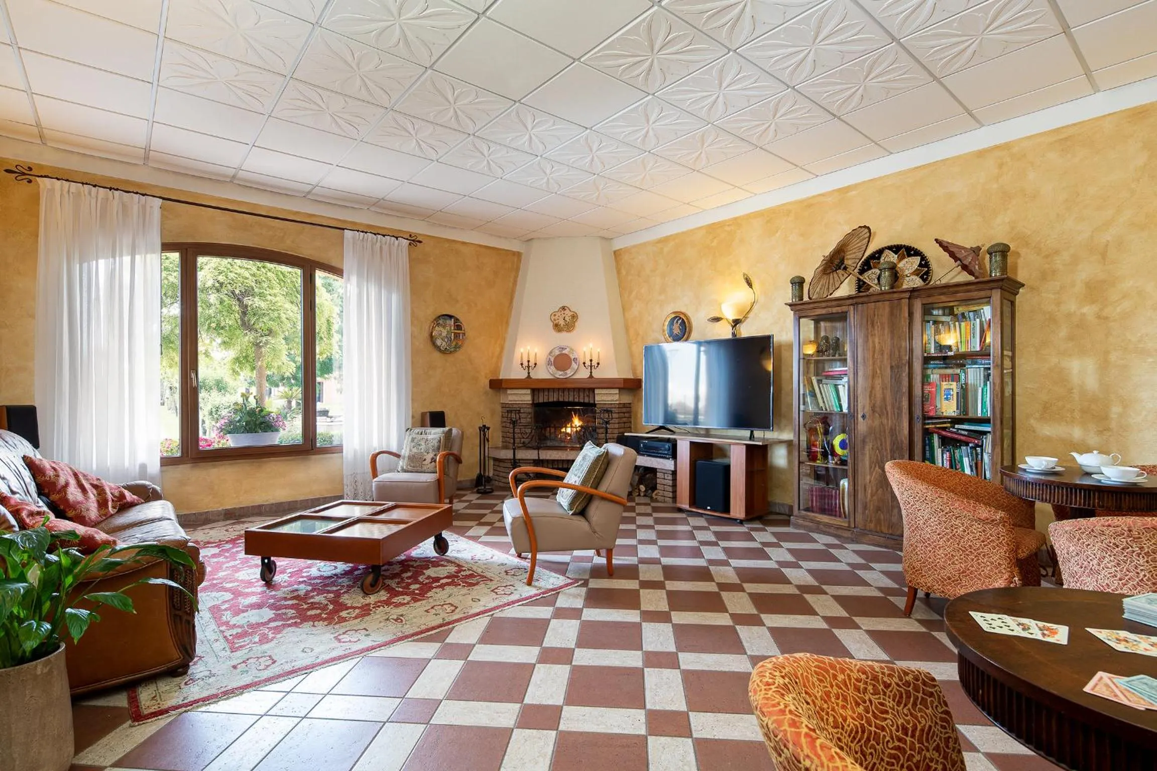 Communal lounge/ TV room in Ancora Sport Resort Hotel