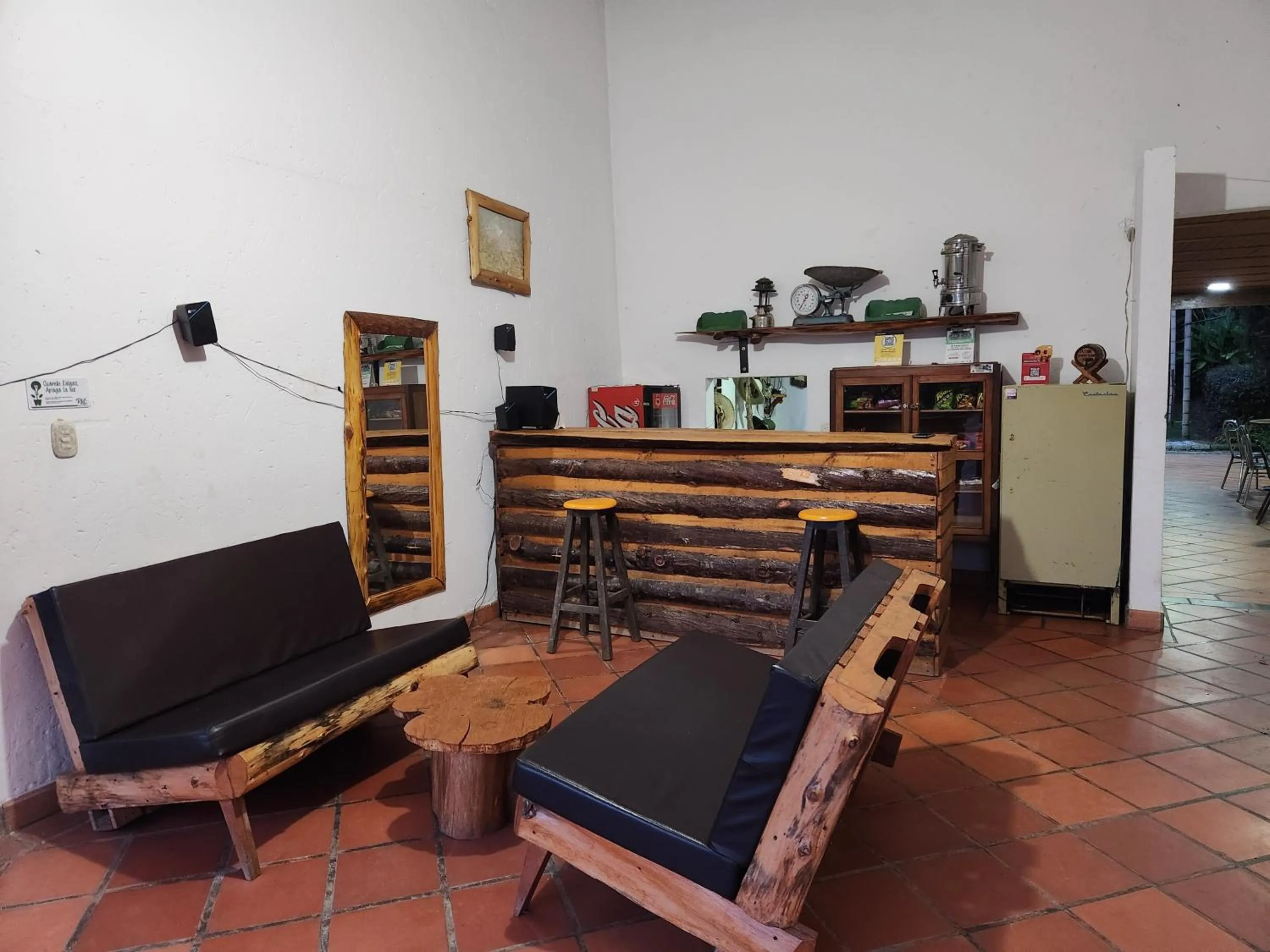Lounge or bar in HOSTERÍA BRISAS DEL RÍO