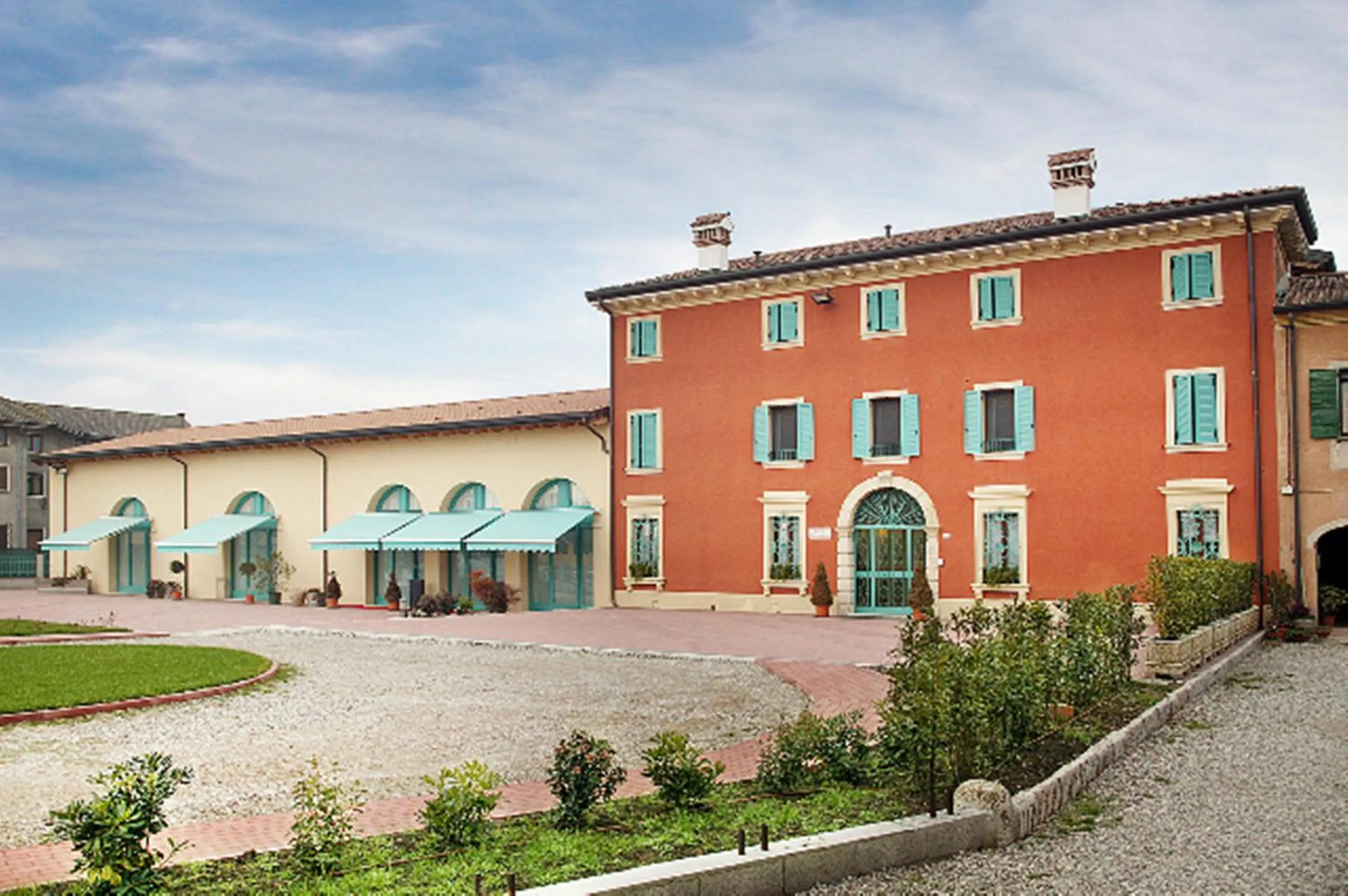 Property building in Corte Castelletto