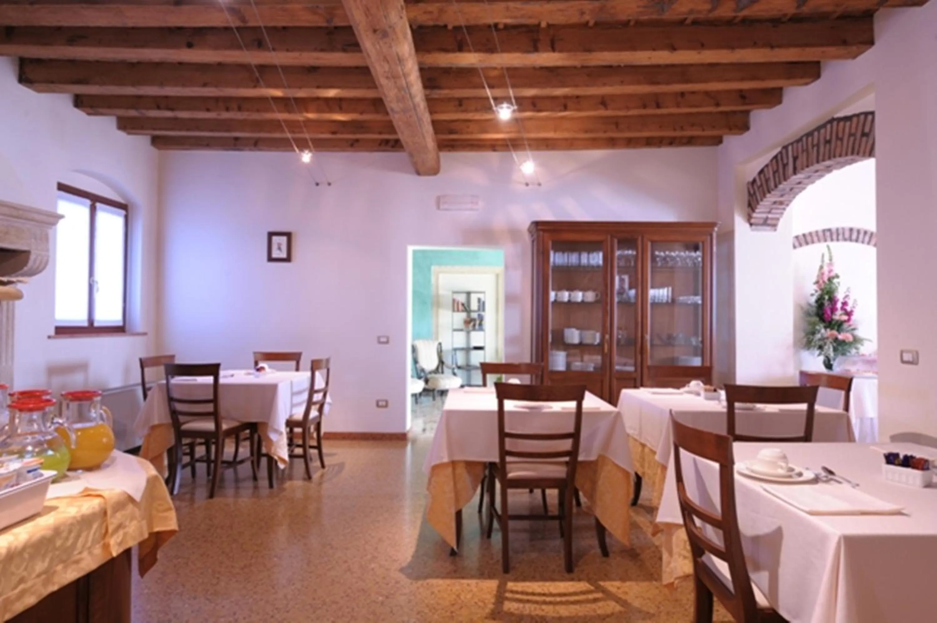 Restaurant/places to eat in Corte Castelletto