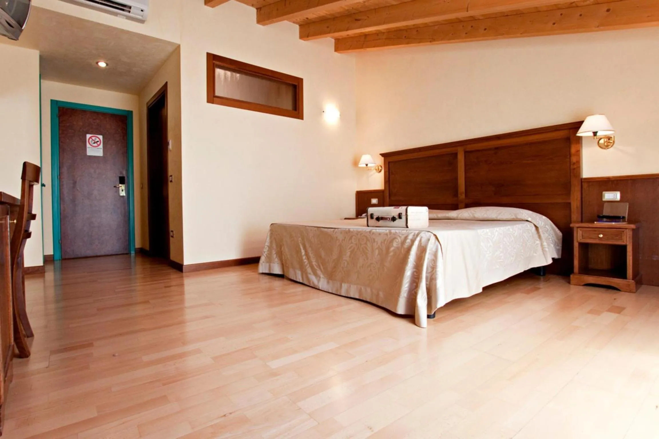 Photo of the whole room, Bed in Corte Castelletto