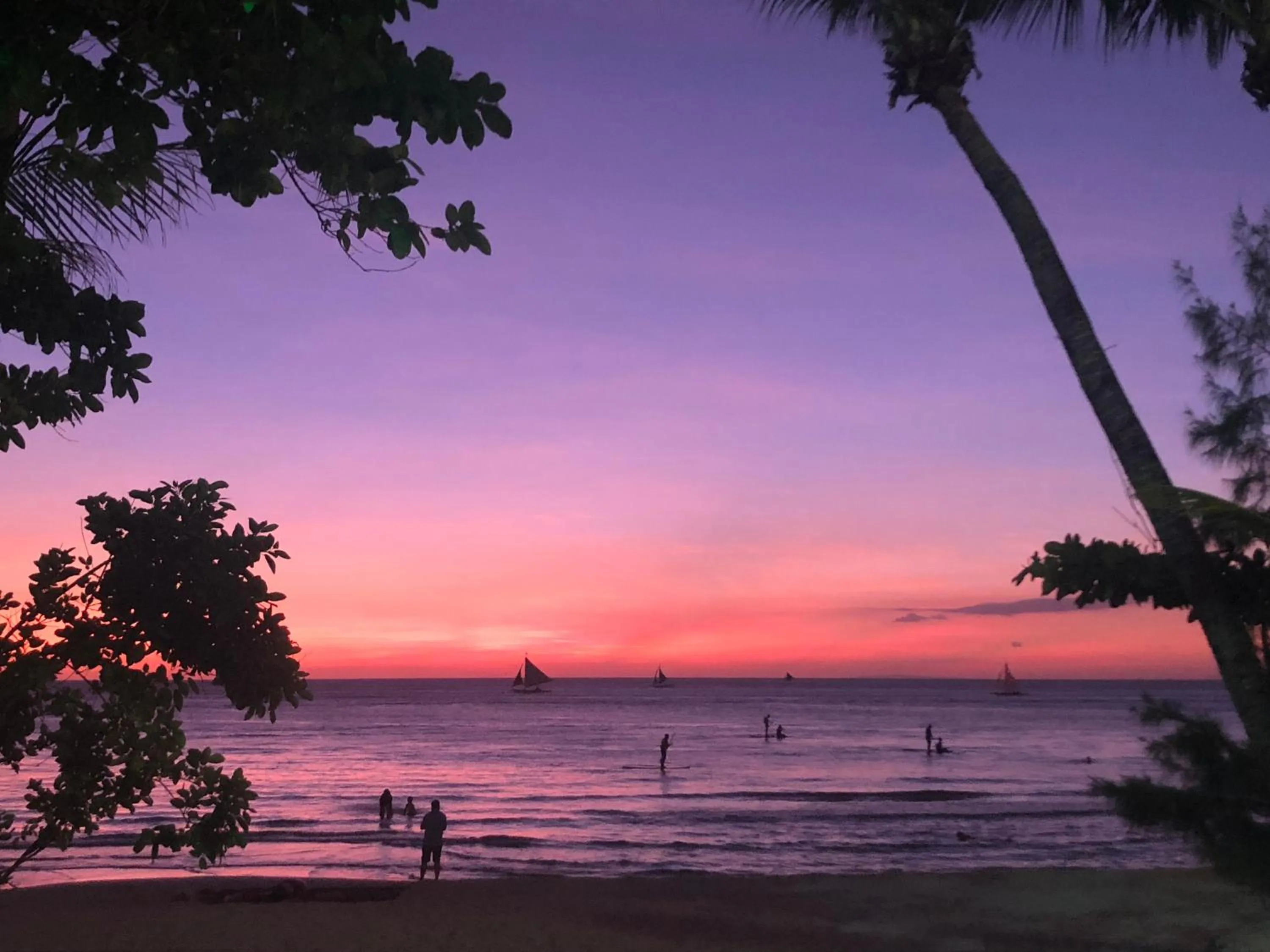 Beach in White Shamrock Beach Hotel
