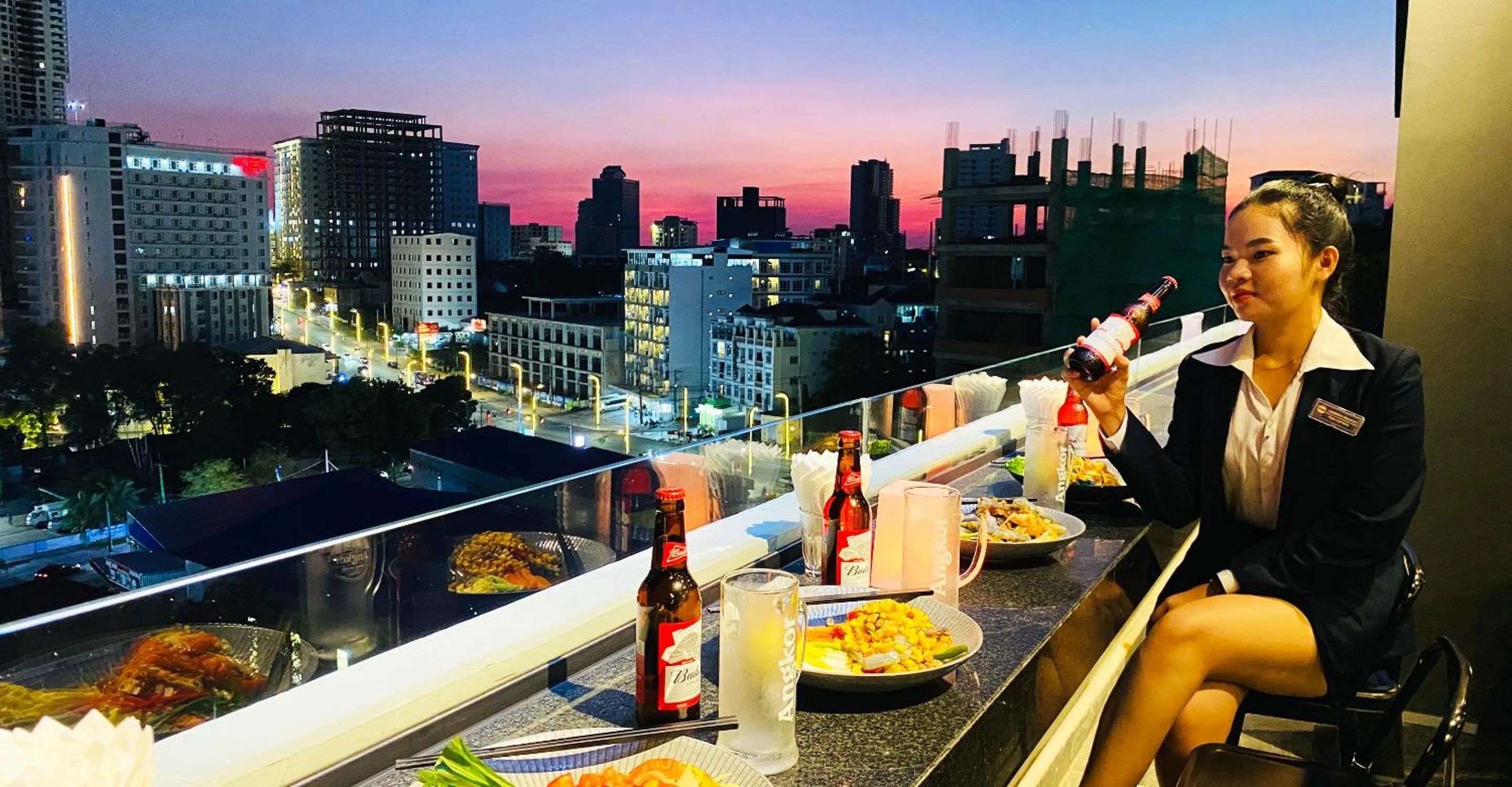 Restaurant/places to eat in Siha Treasure Hotel