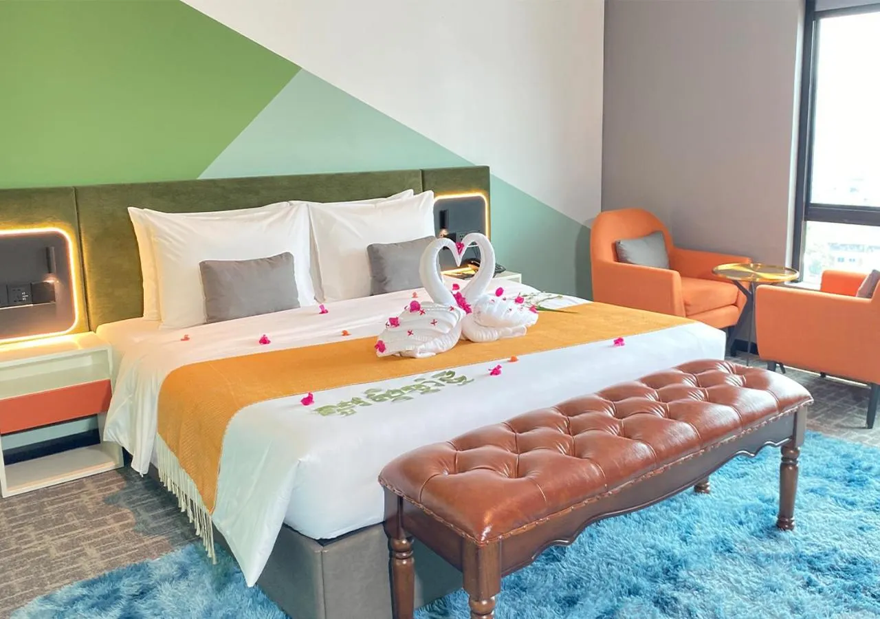 Bedroom, Bed in Siha Treasure Hotel