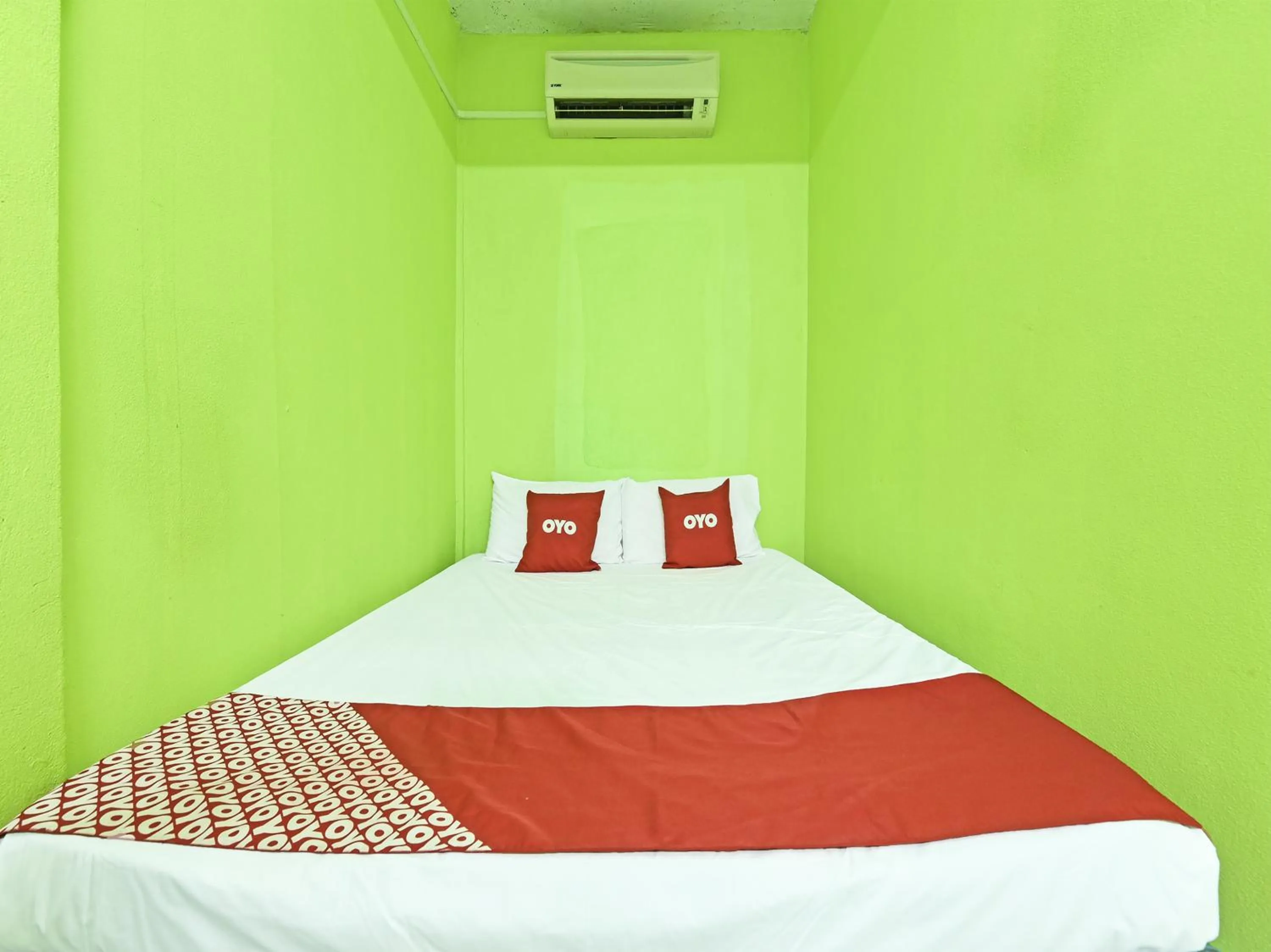 Bedroom, Bed in OYO 90454 Haza Harmoni Guesthouse