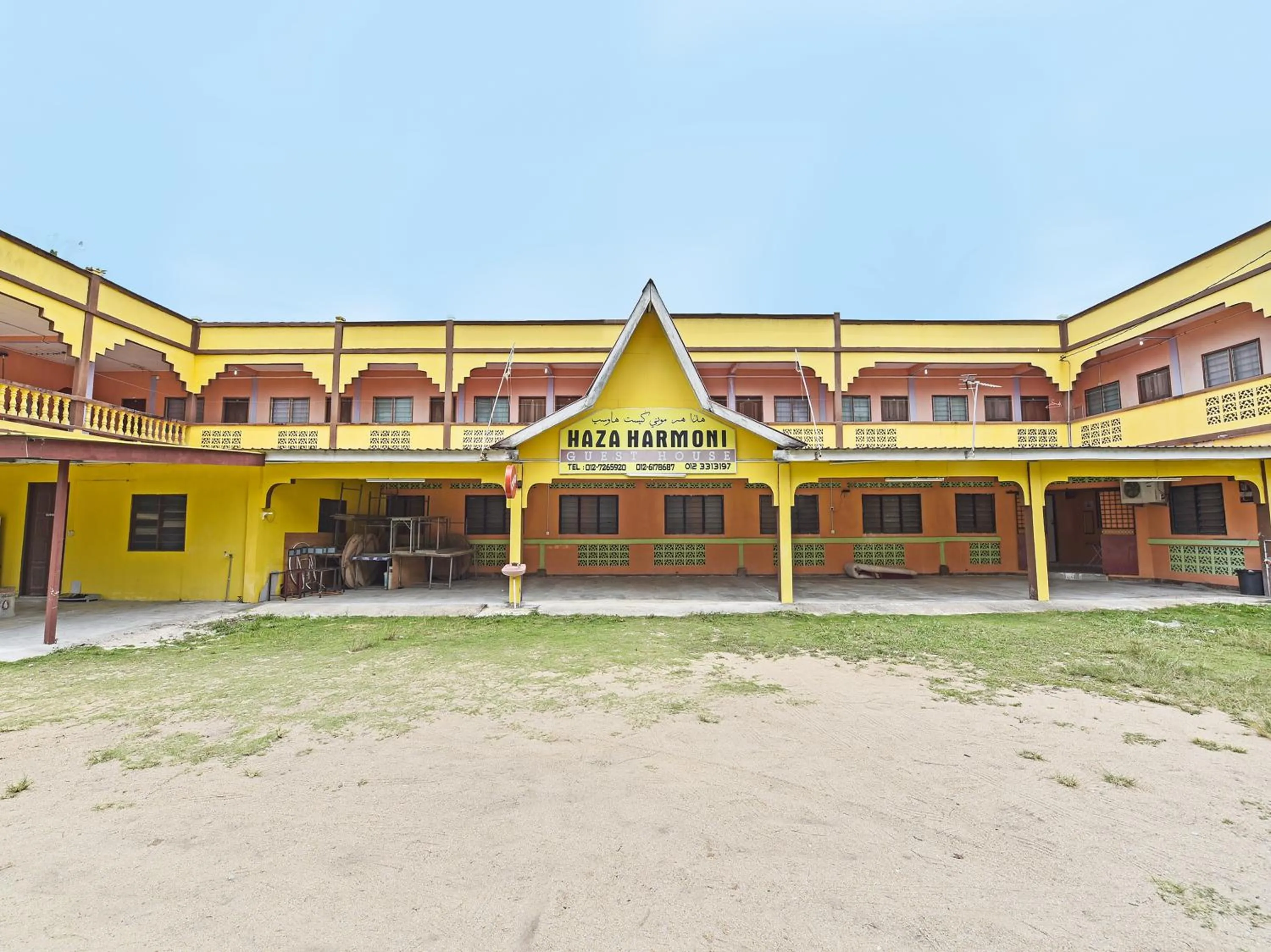 Property building in OYO 90454 Haza Harmoni Guesthouse