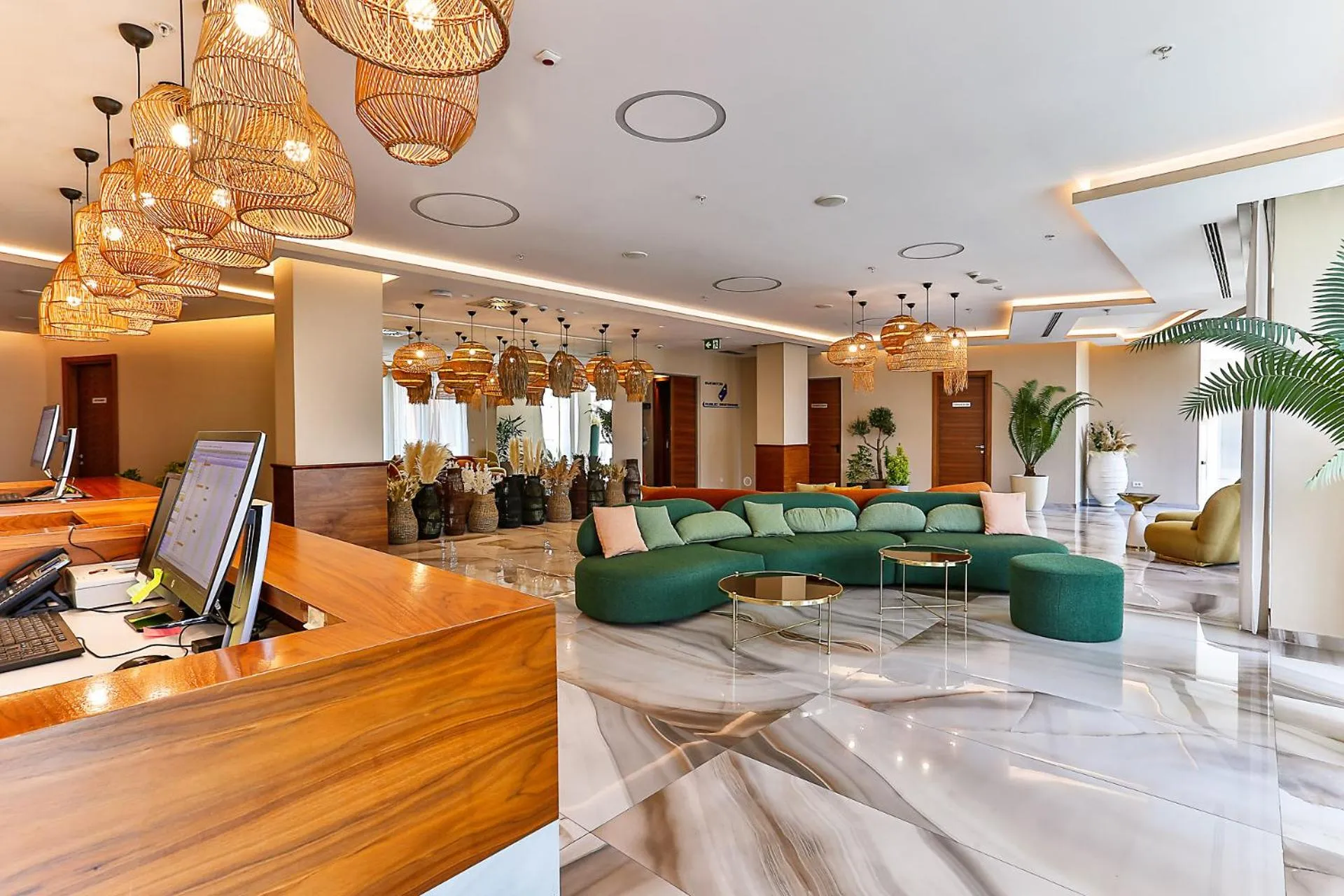 Lobby or reception in Hotel TQ Plaza