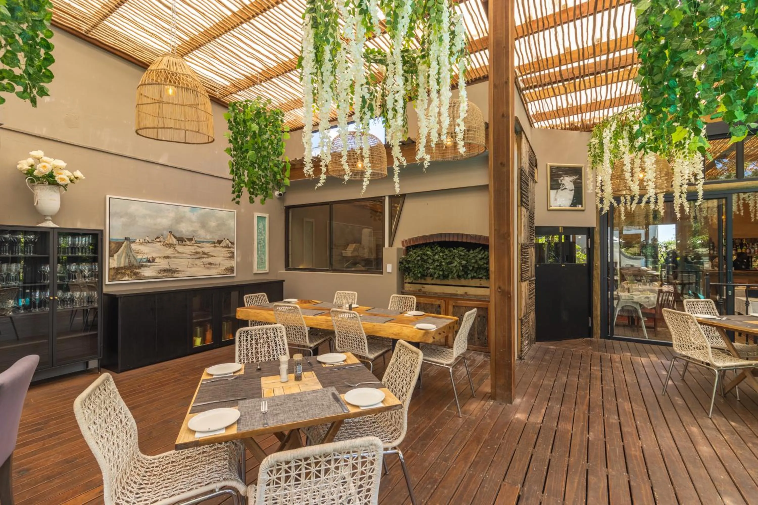 Restaurant/places to eat in Val de Vine