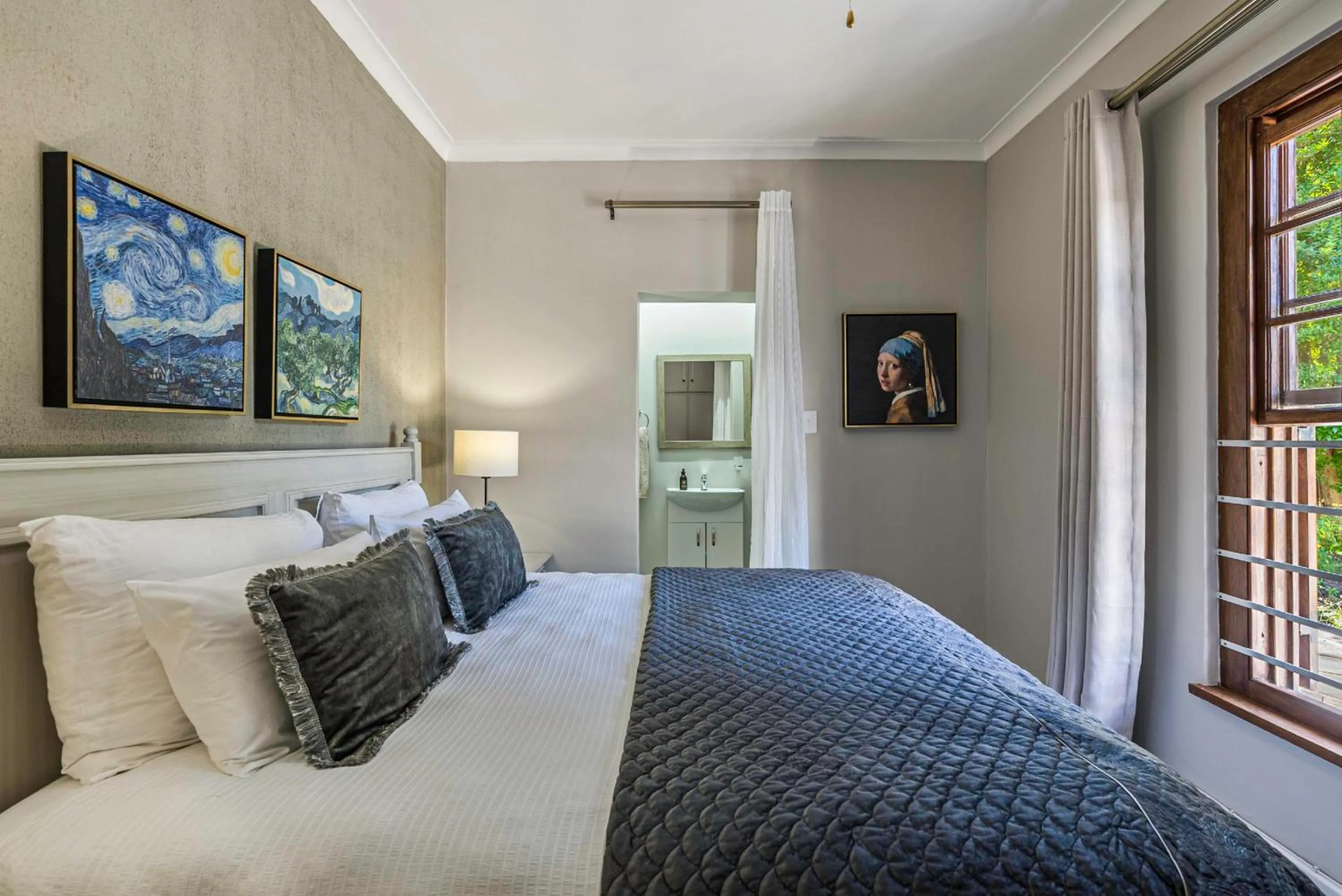 Photo of the whole room, Bed in Val de Vine