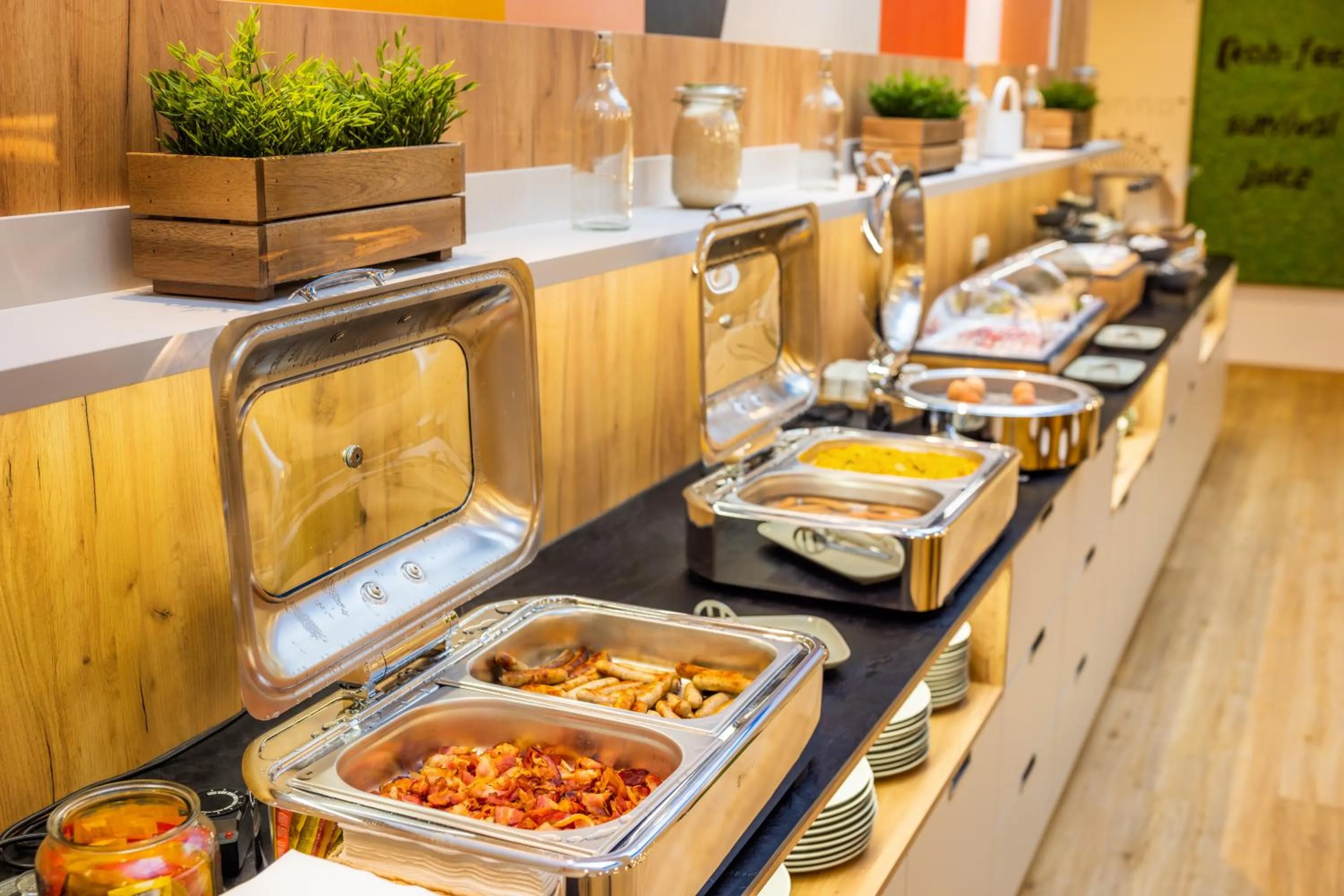 Breakfast in Citadines South Vienna