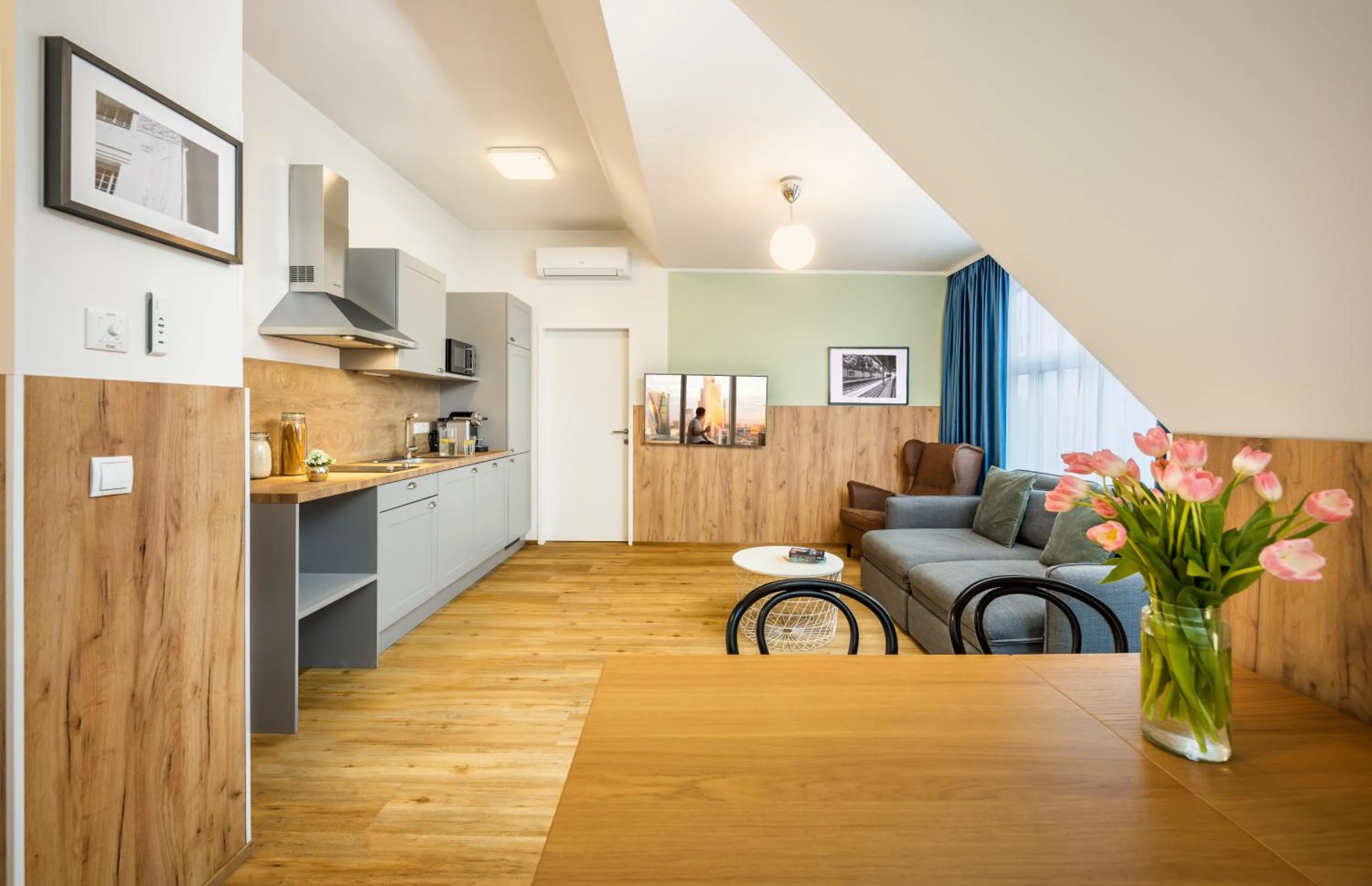 Living room in Citadines South Vienna