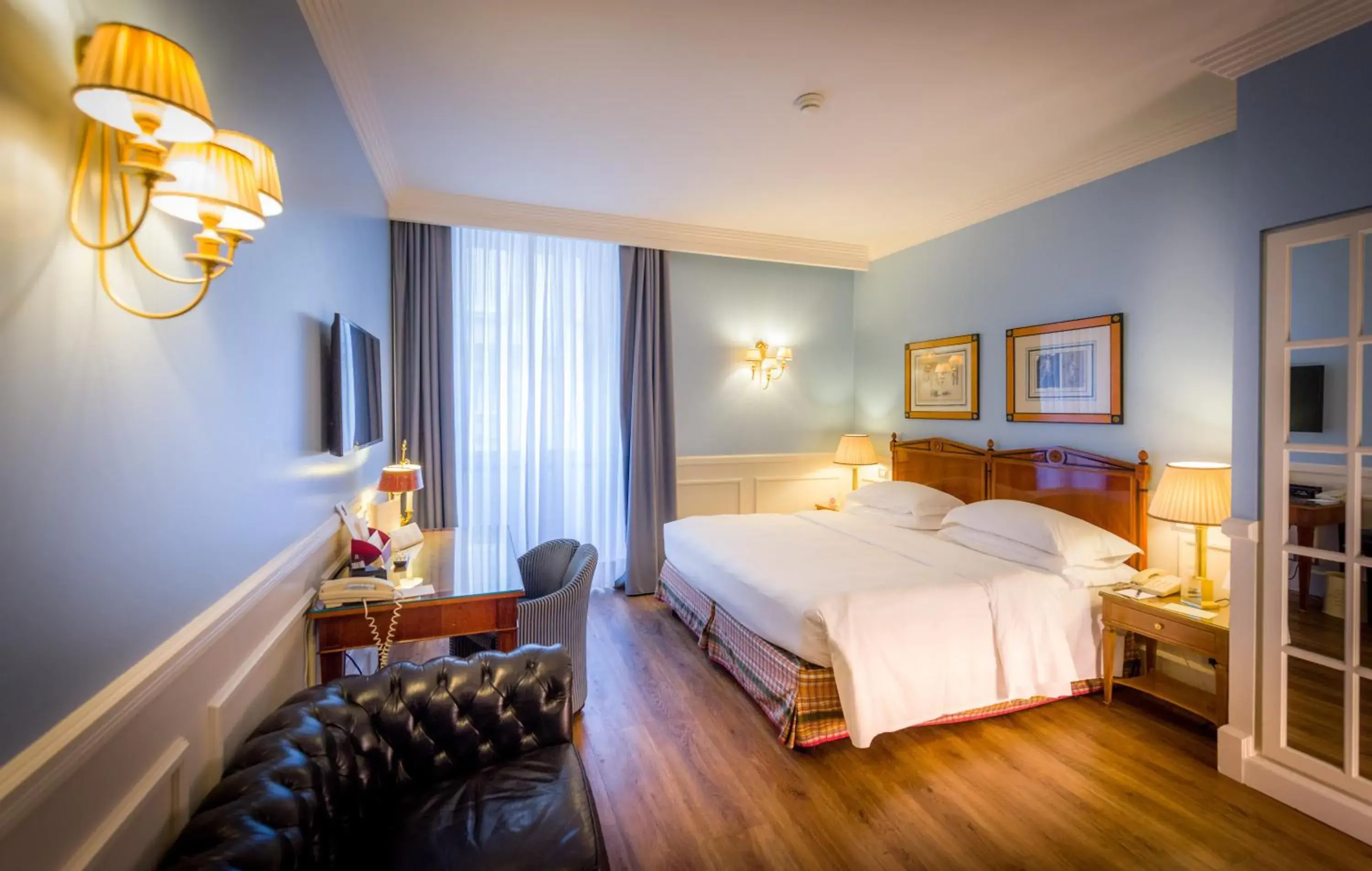 Deluxe Double Room in Grand Hotel Sitea Deluxe Double Room in Grand Hotel Sitea