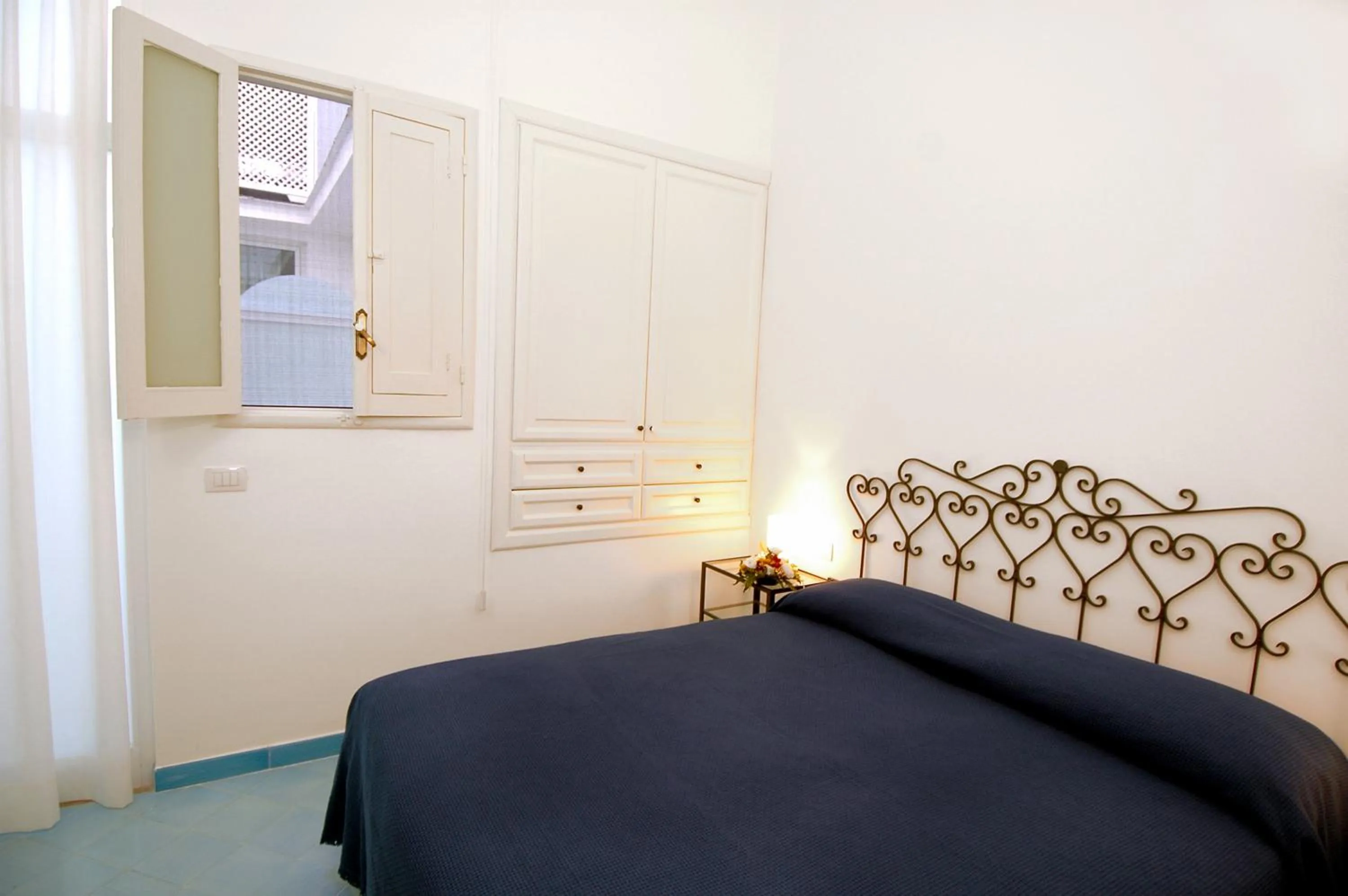 Bedroom, Bed in Hotel Aurora