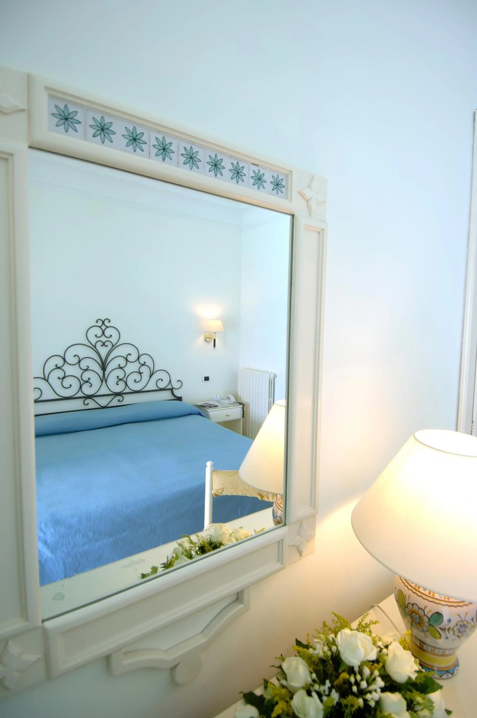 Decorative detail, Bed in Hotel Aurora