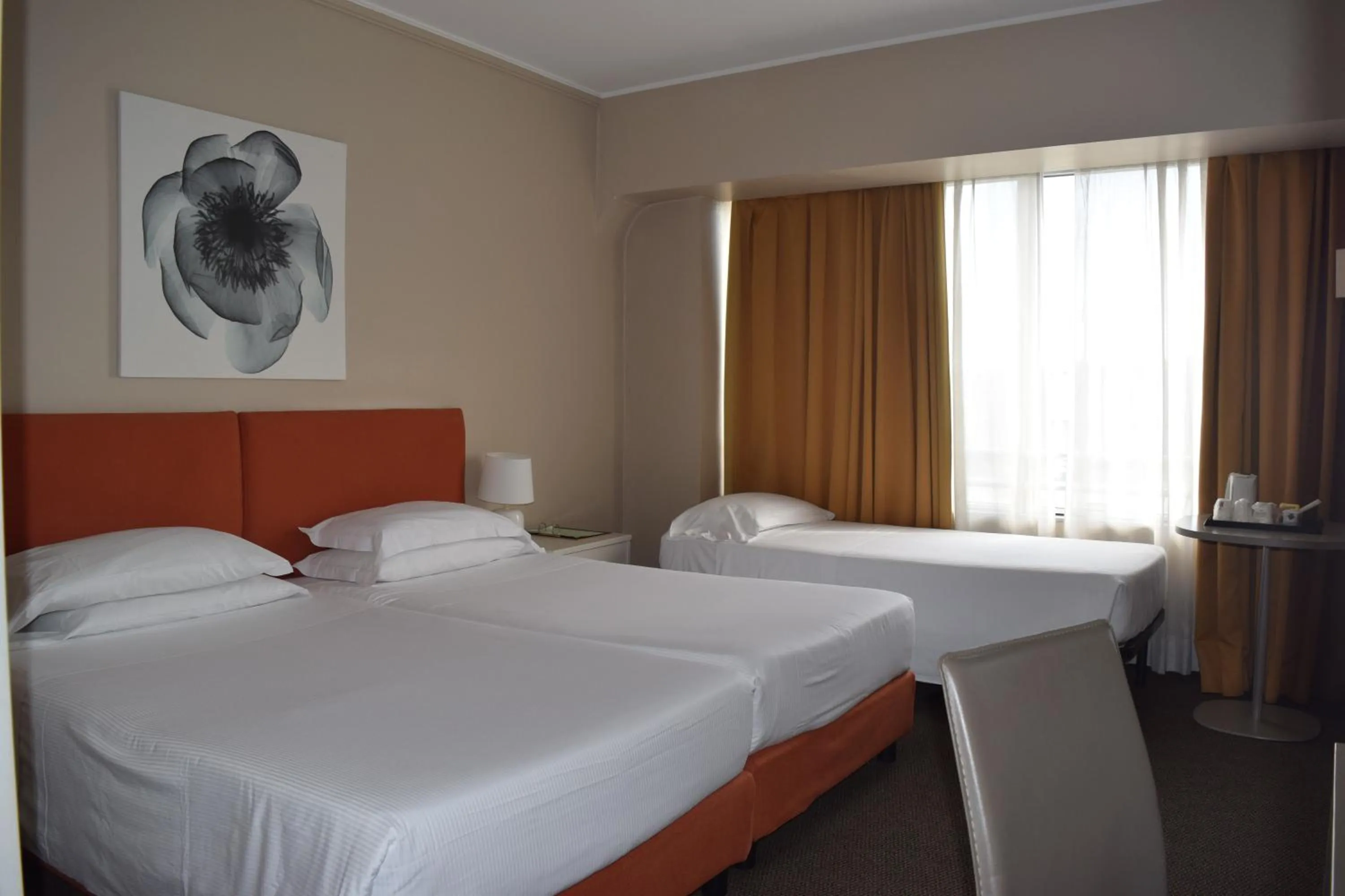 Photo of the whole room, Bed in Hotel Blaise & Francis