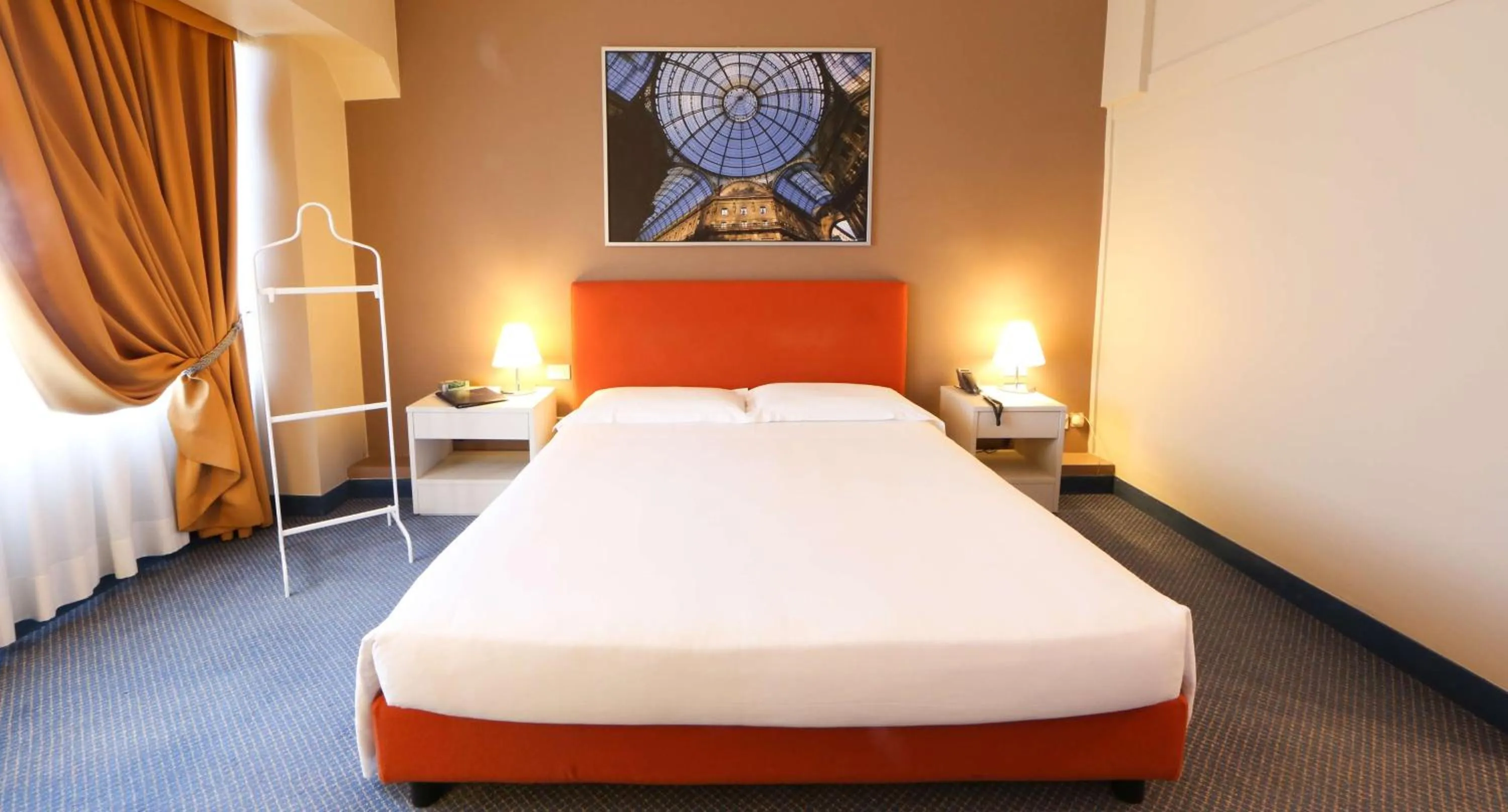 Photo of the whole room, Bed in Hotel Blaise & Francis