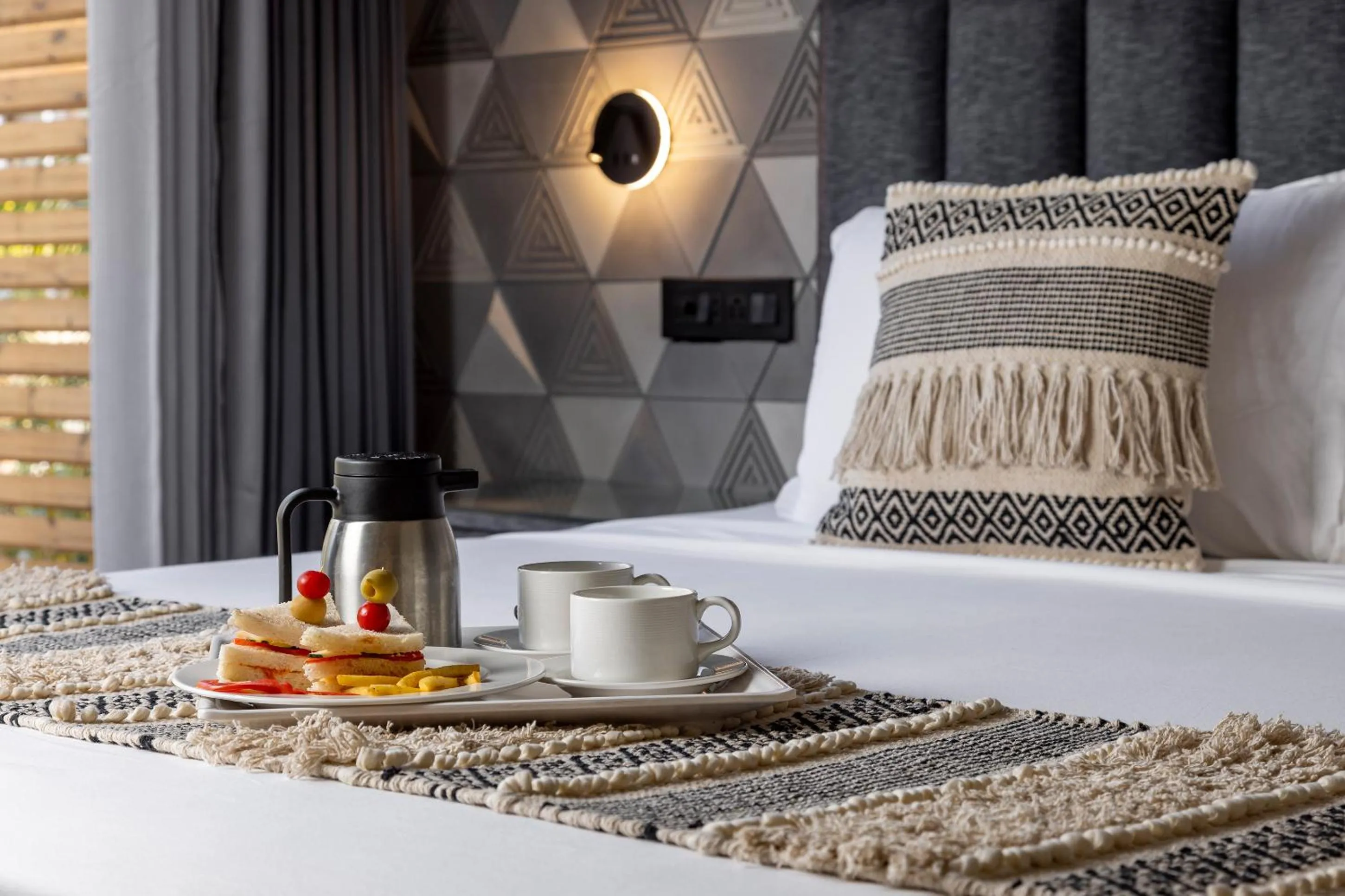 Bedroom in juSTa Rasa Retreat & Spa Rishikesh