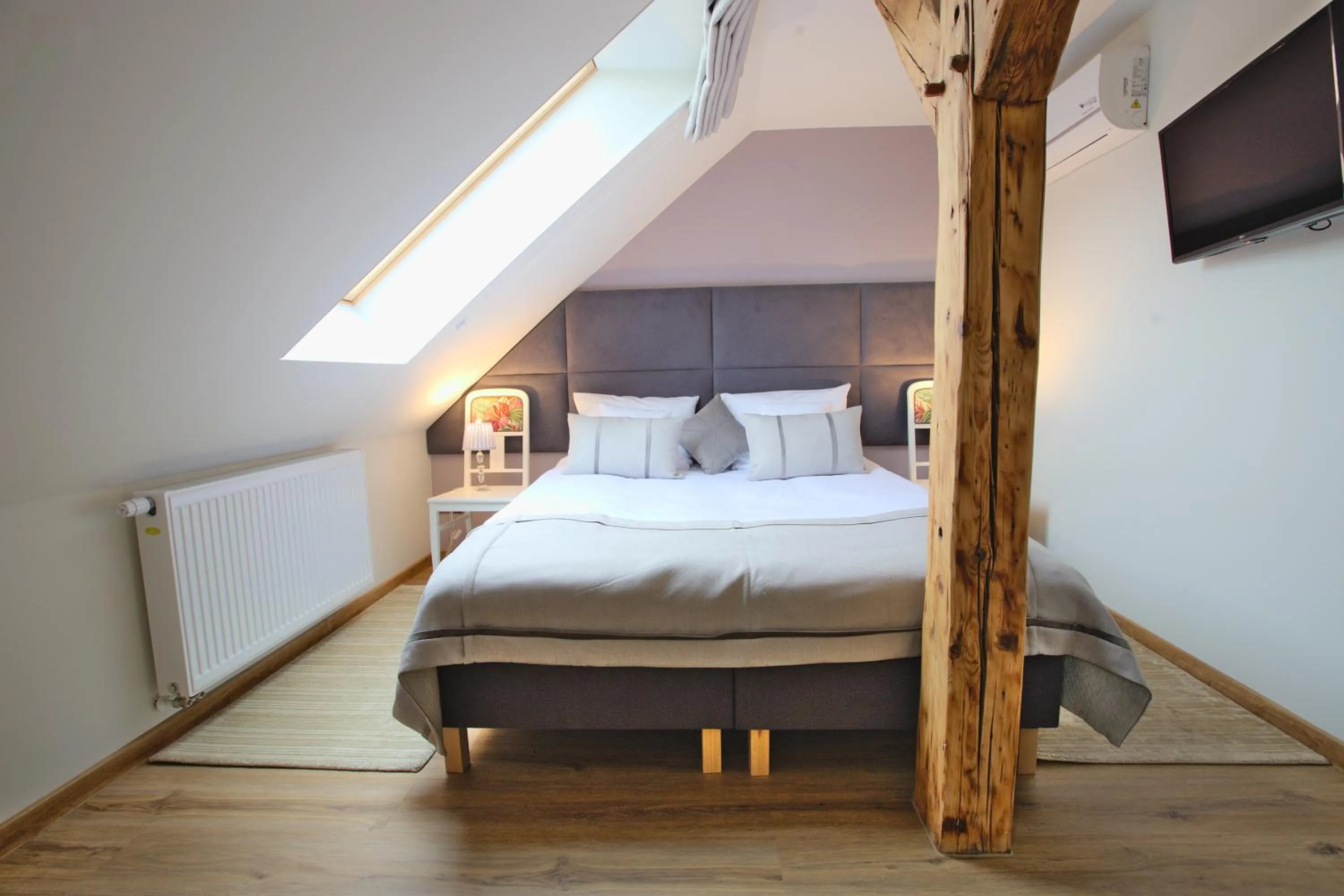 Bed in Hotel na Skarpie