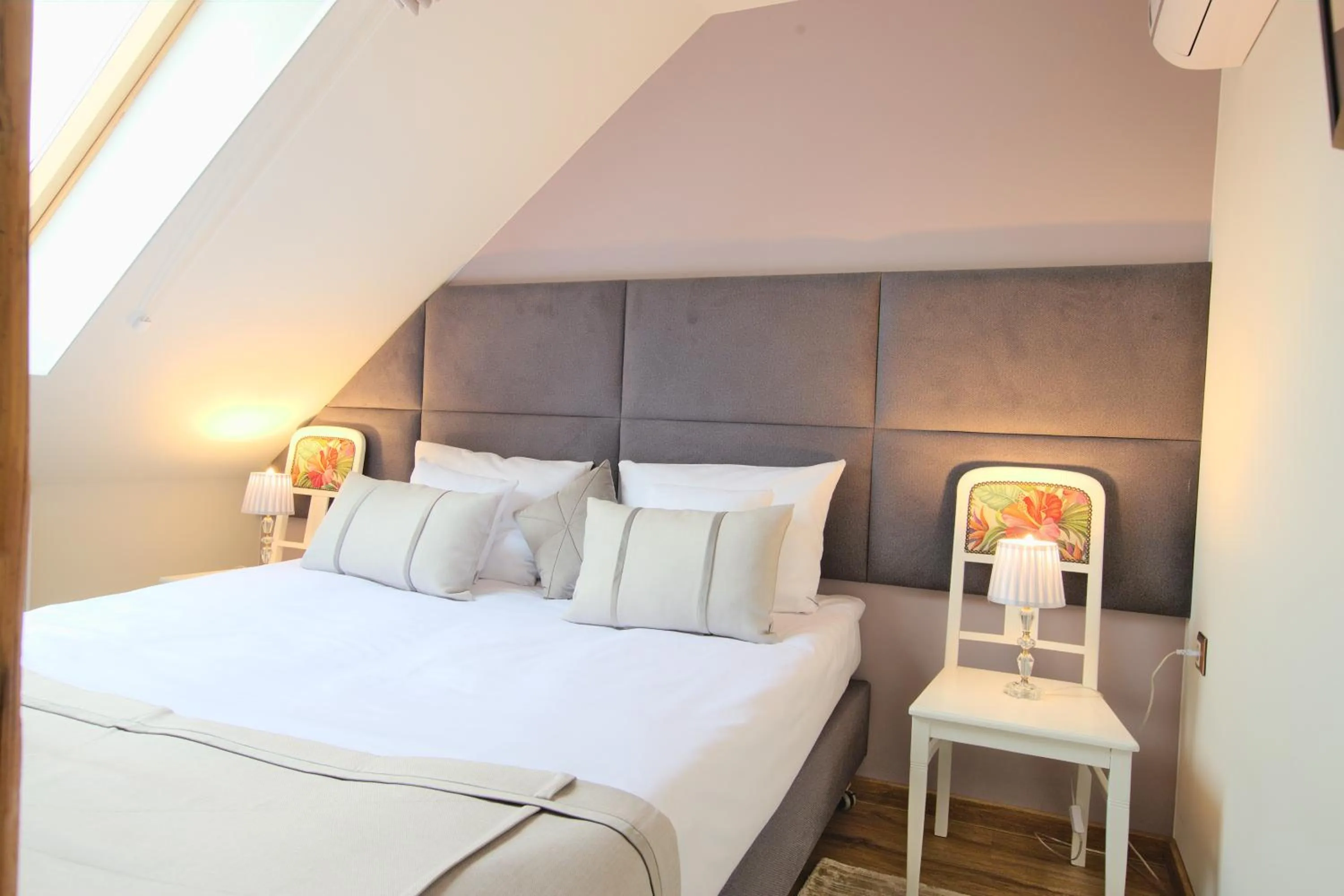 Bed in Hotel na Skarpie