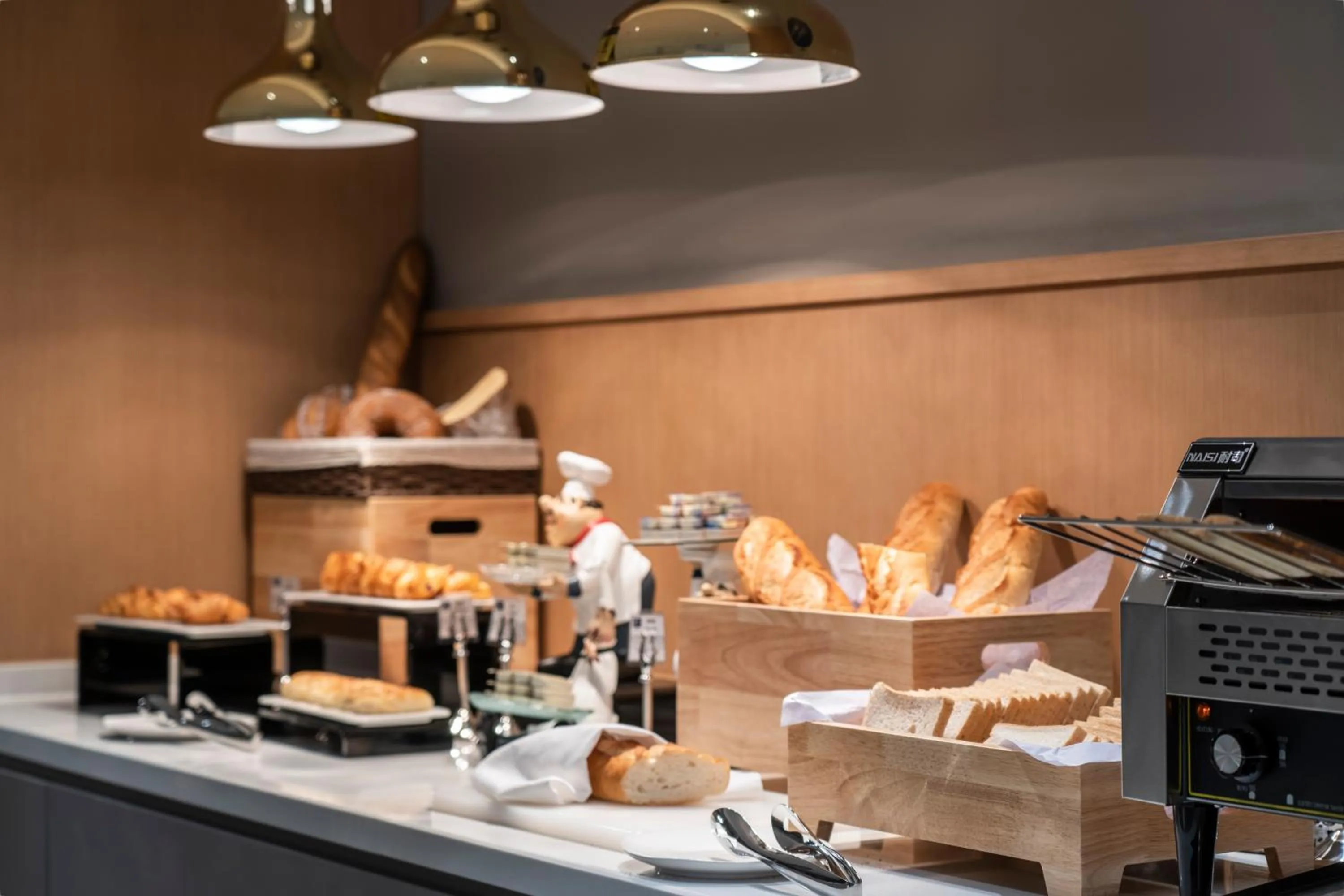 Breakfast in Holiday Inn Express Meishan Dongpo by IHG