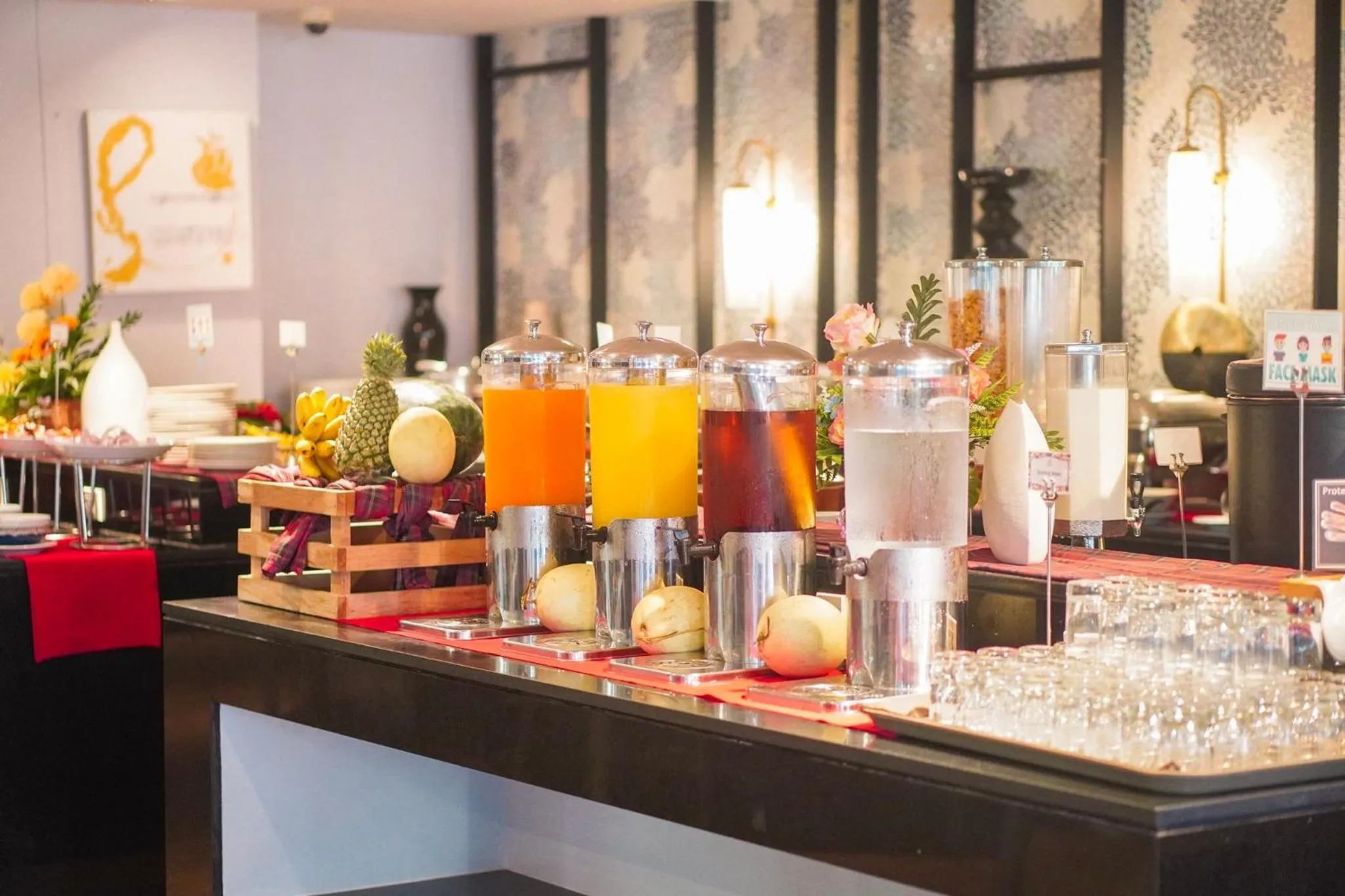 Restaurant/places to eat in The Charm Resort Phuket