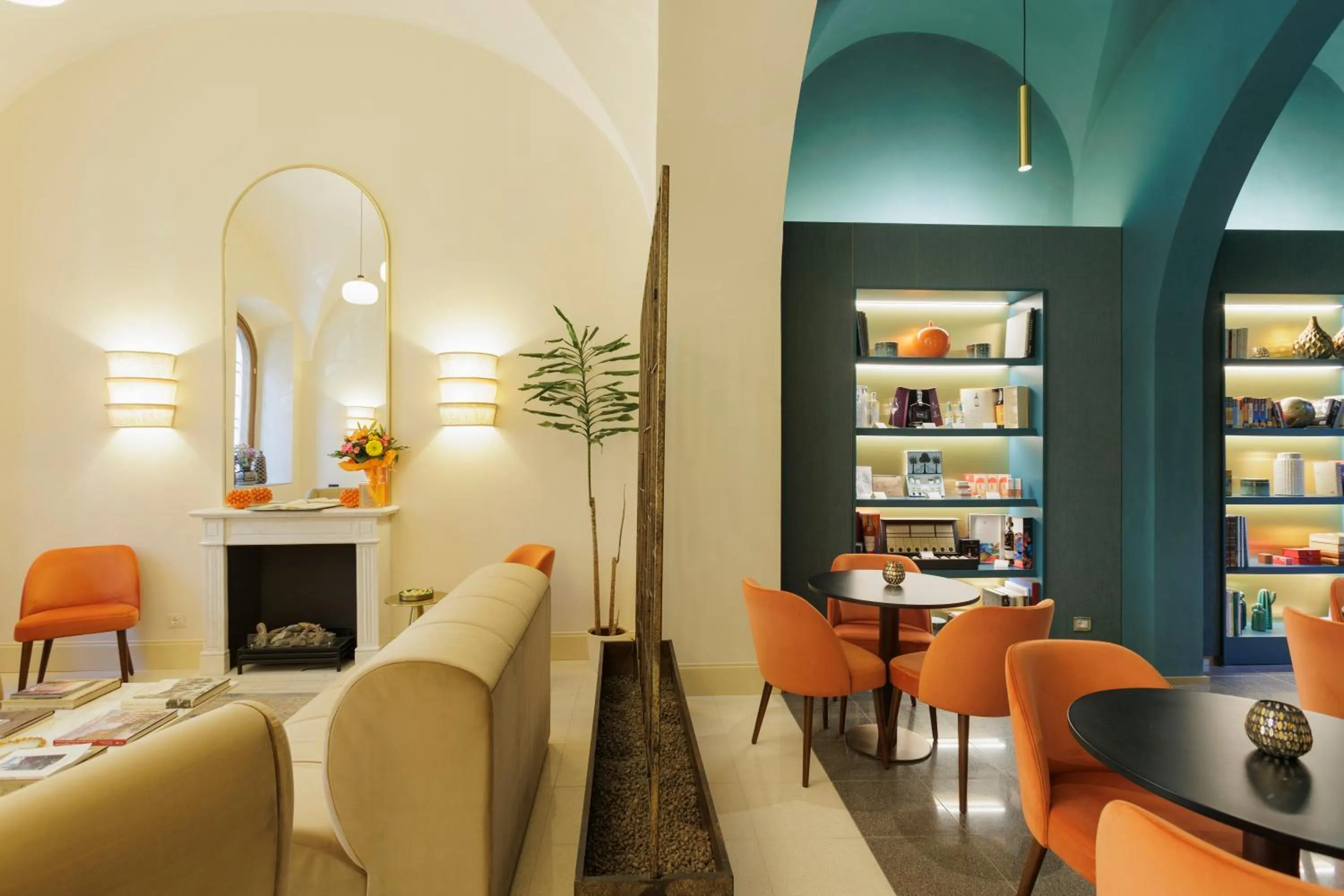 Lounge or bar in Sentho Roma