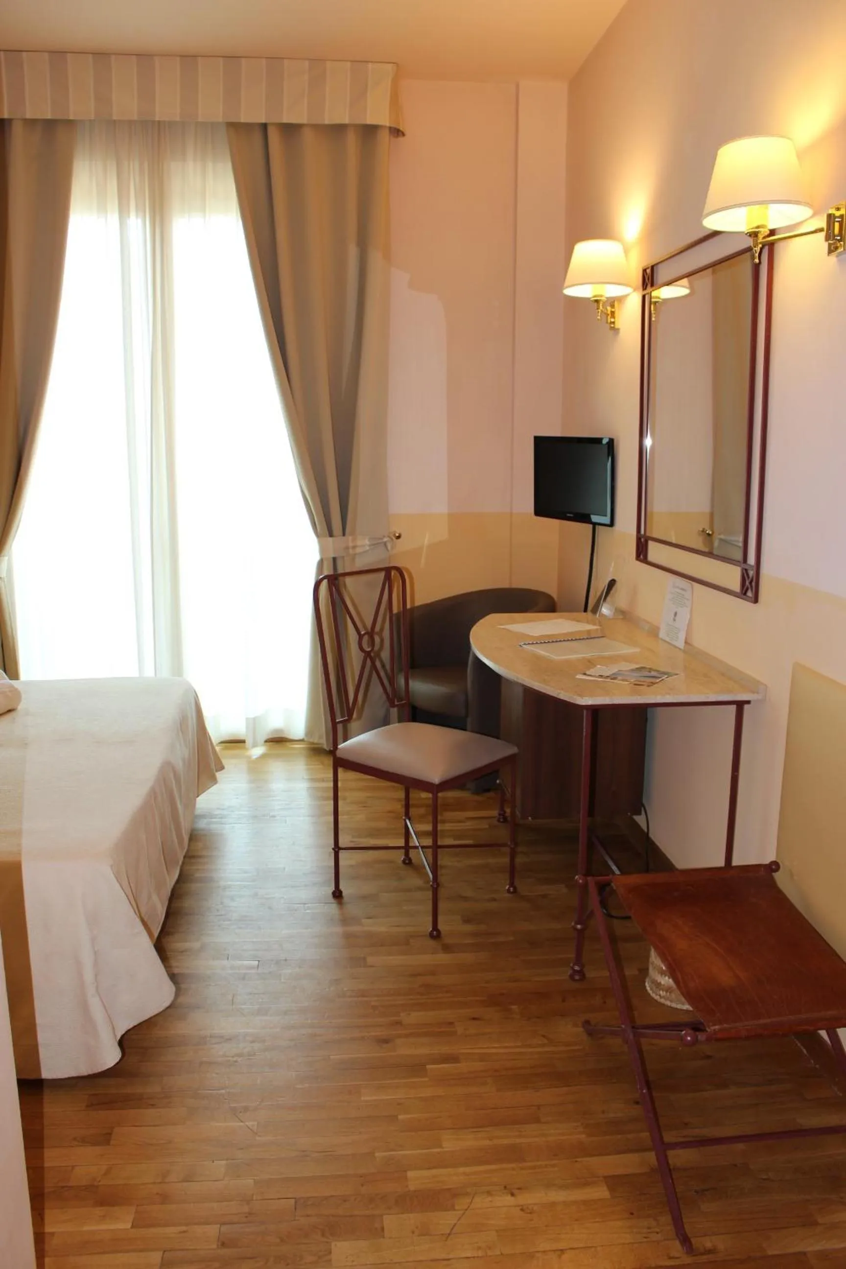 Bed in Hotel Semifonte