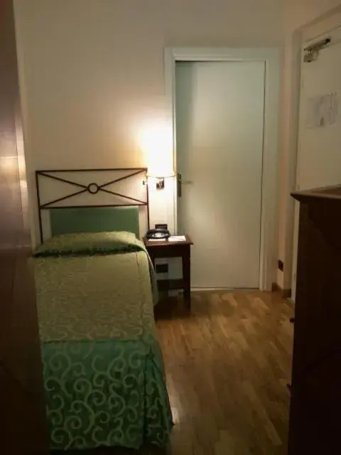 Single Room in Hotel Semifonte Single Room in Hotel Semifonte