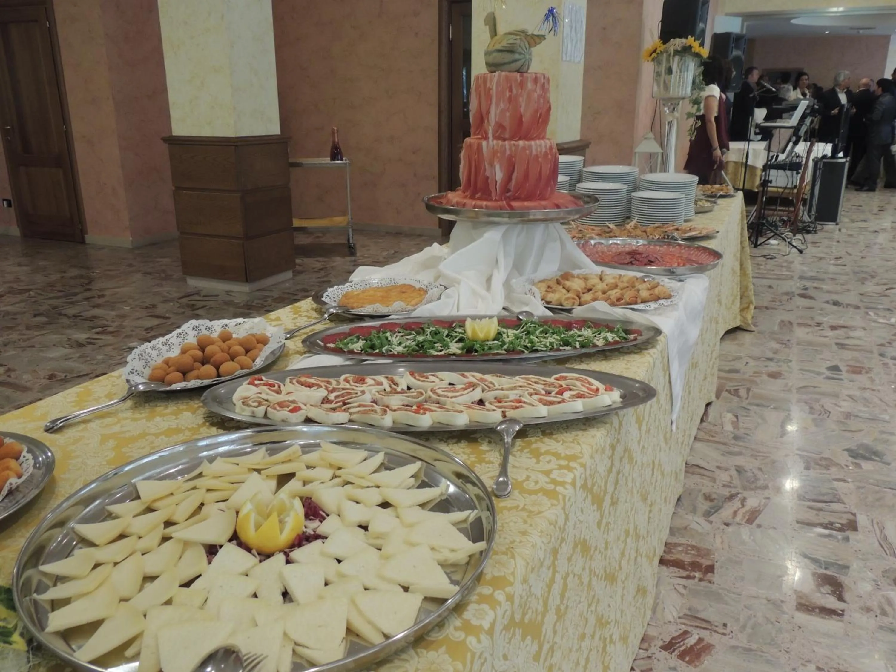 Food and drinks in Park Hotel