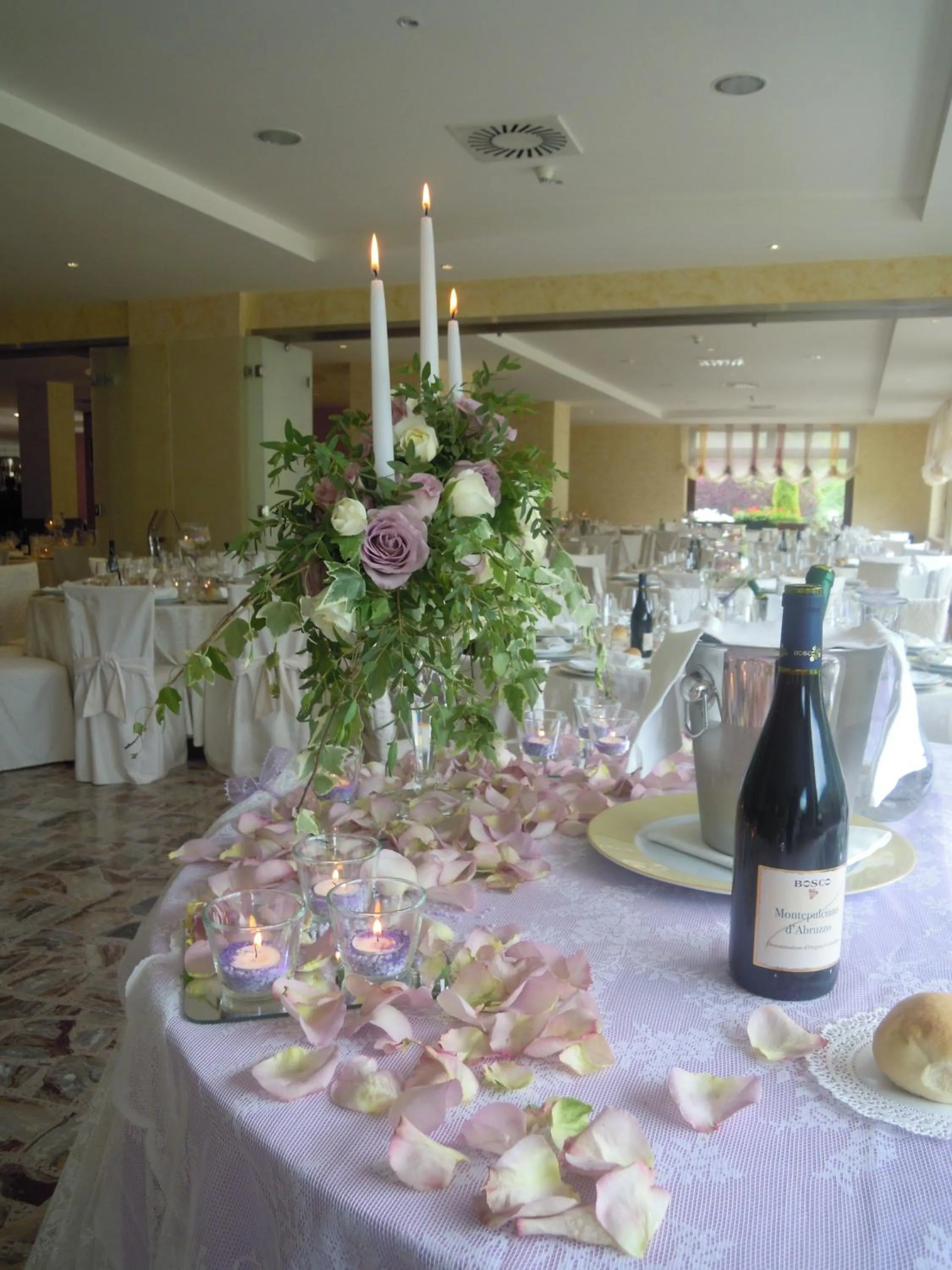 Restaurant/places to eat in Park Hotel