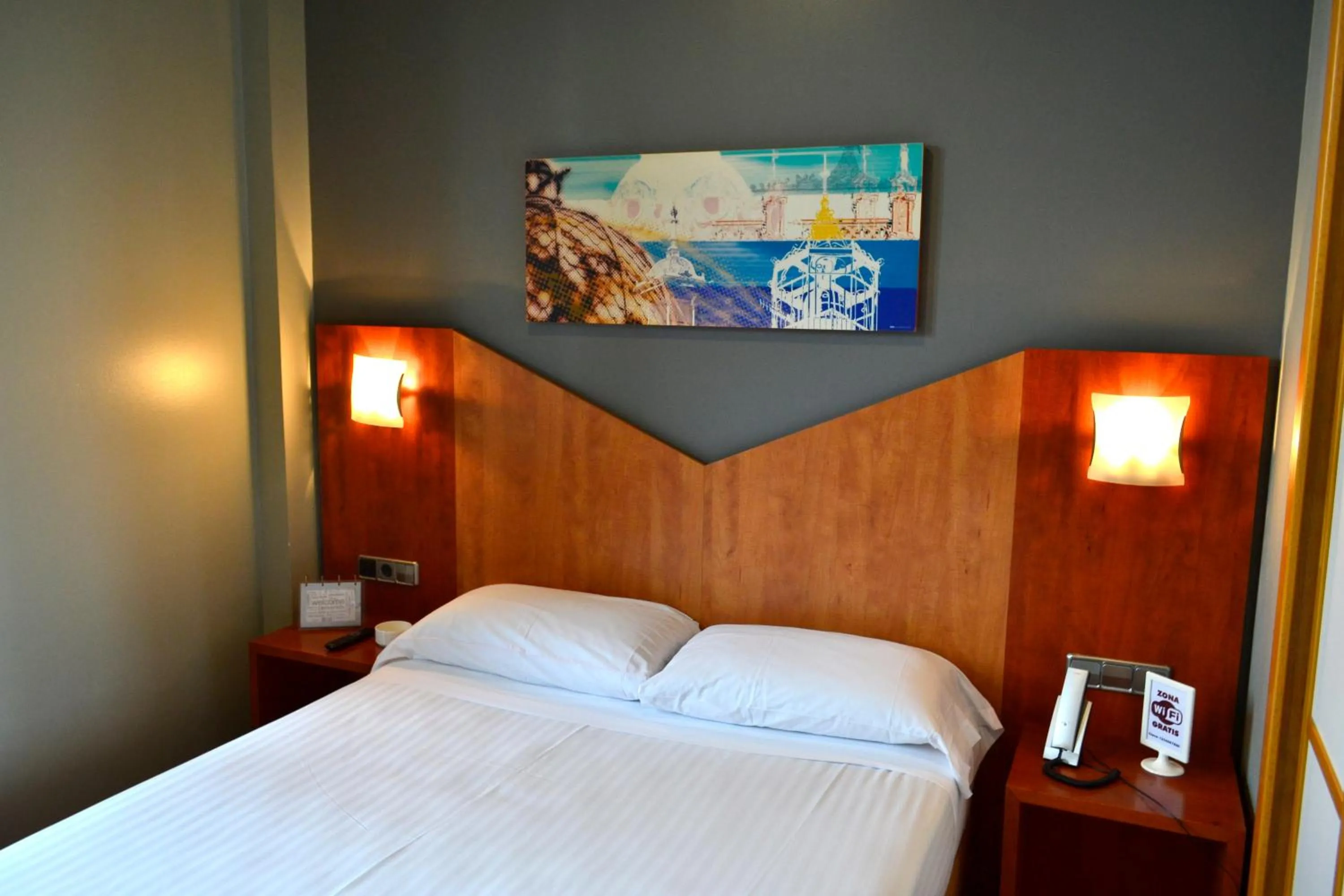 Bed in Hotel Alda Palacio Valdés