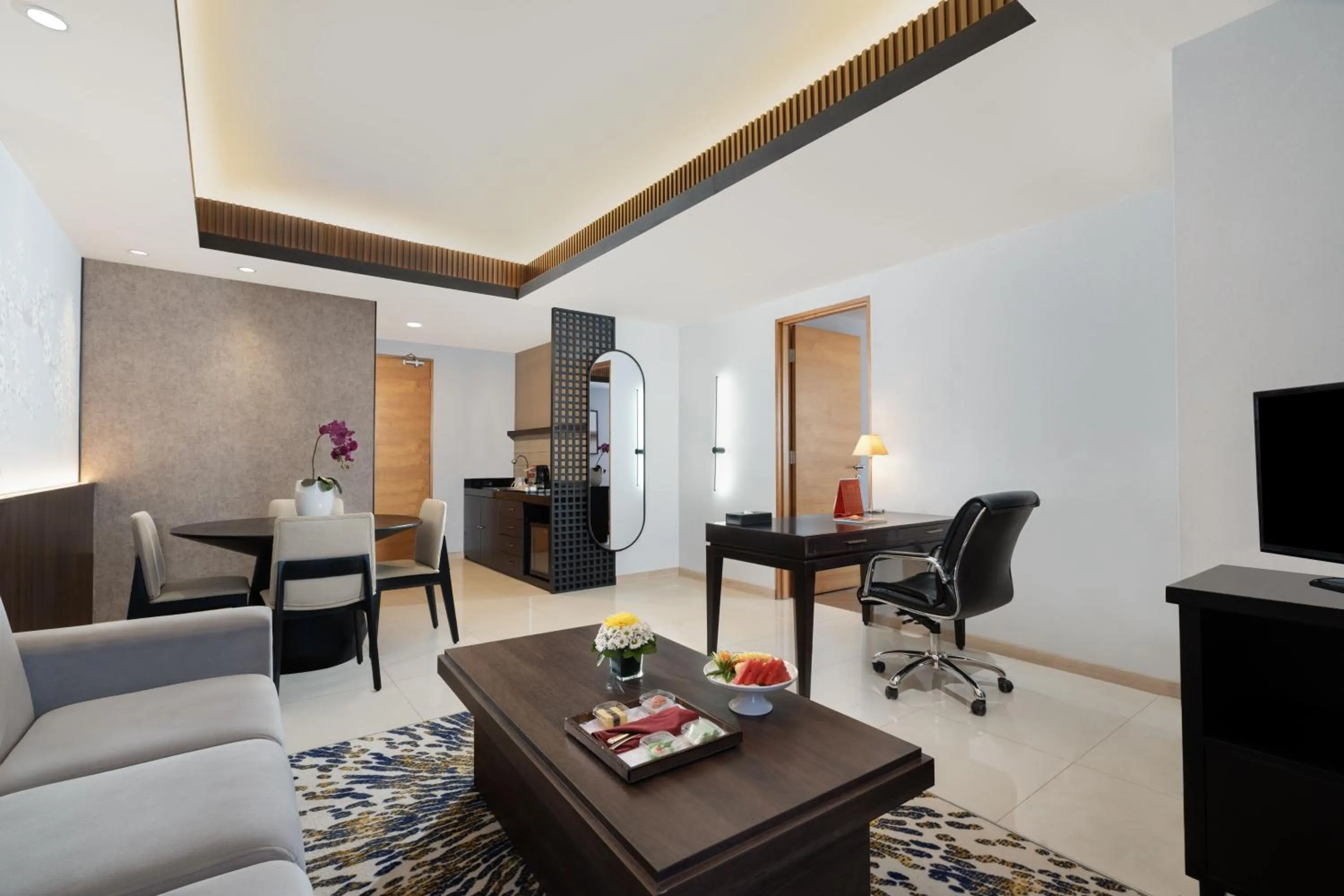 TV and multimedia in Swiss-Belinn Manyar