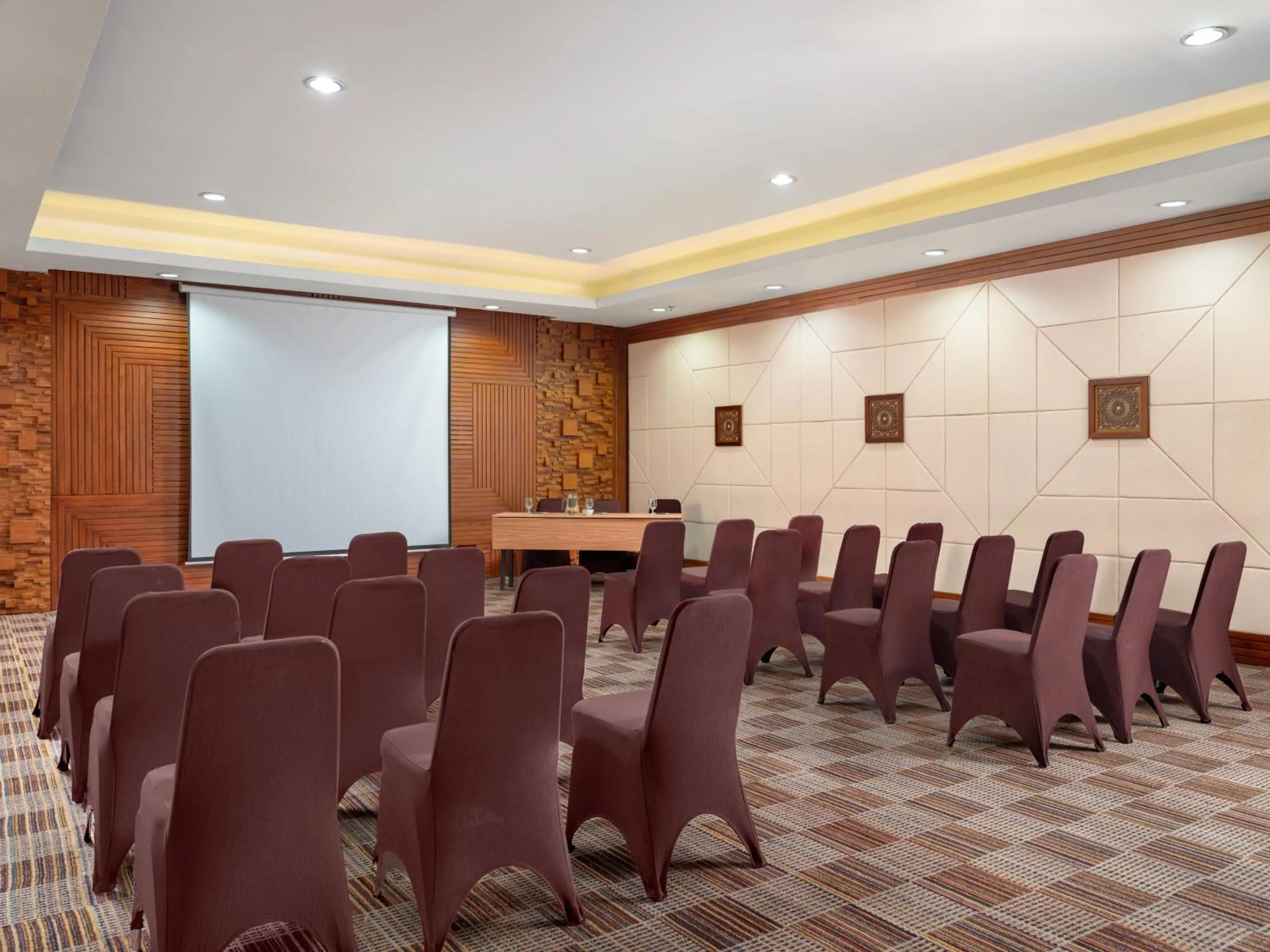 Meeting/conference room in Hotel Santika Premiere Gubeng Surabaya