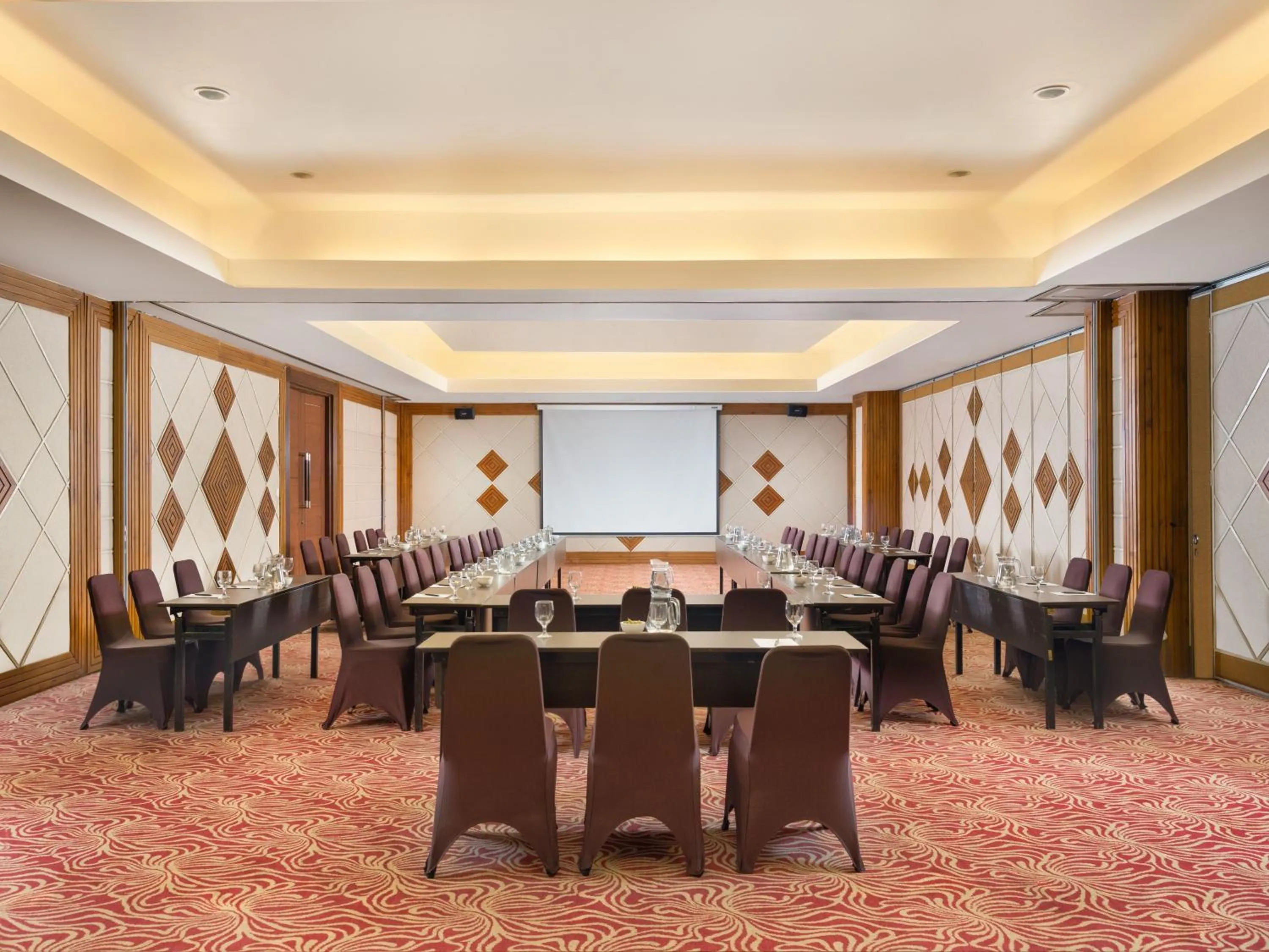Meeting/conference room in Hotel Santika Premiere Gubeng Surabaya