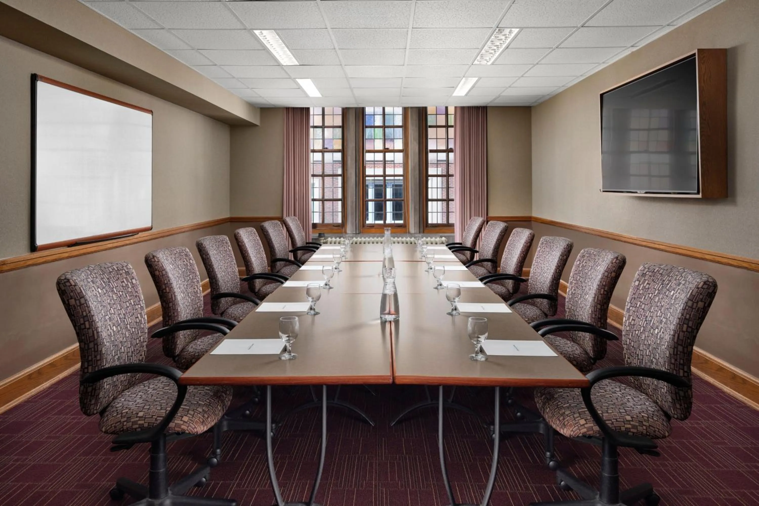 Meeting/conference room in The Union Club Hotel at Purdue University, Autograph Collection