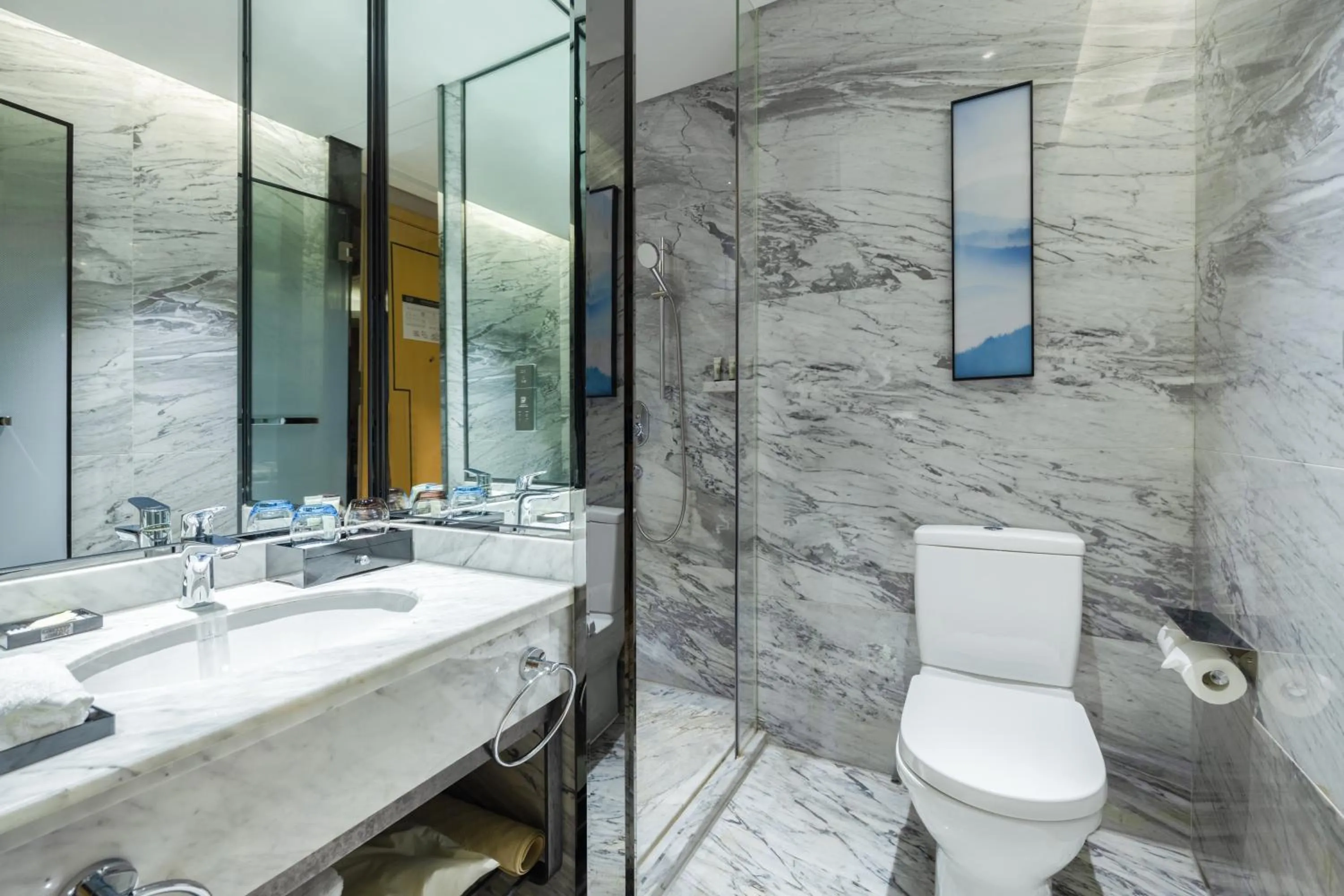 Toilet in Courtyard by Marriott Nanchang