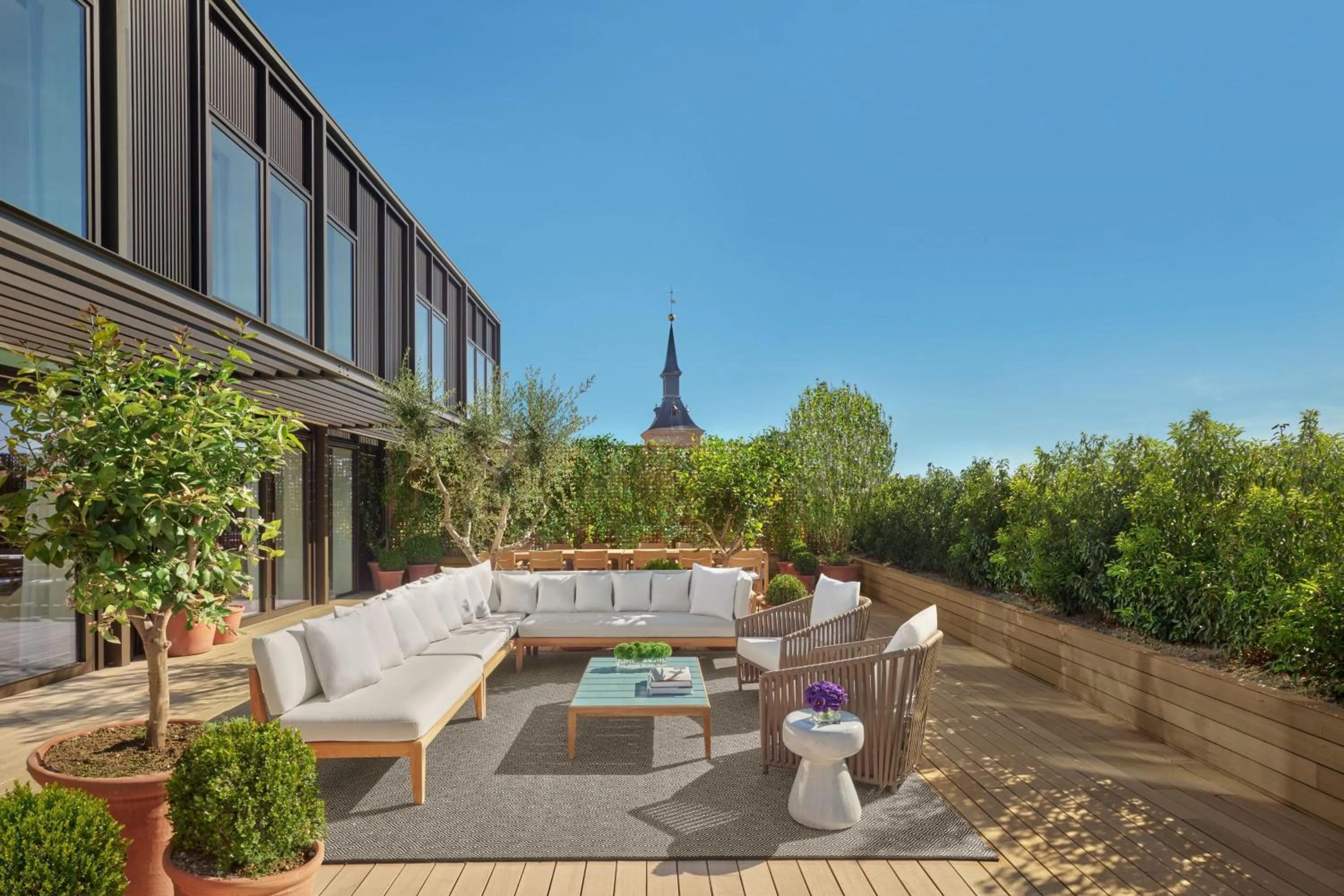 Photo of the whole room in The Madrid EDITION