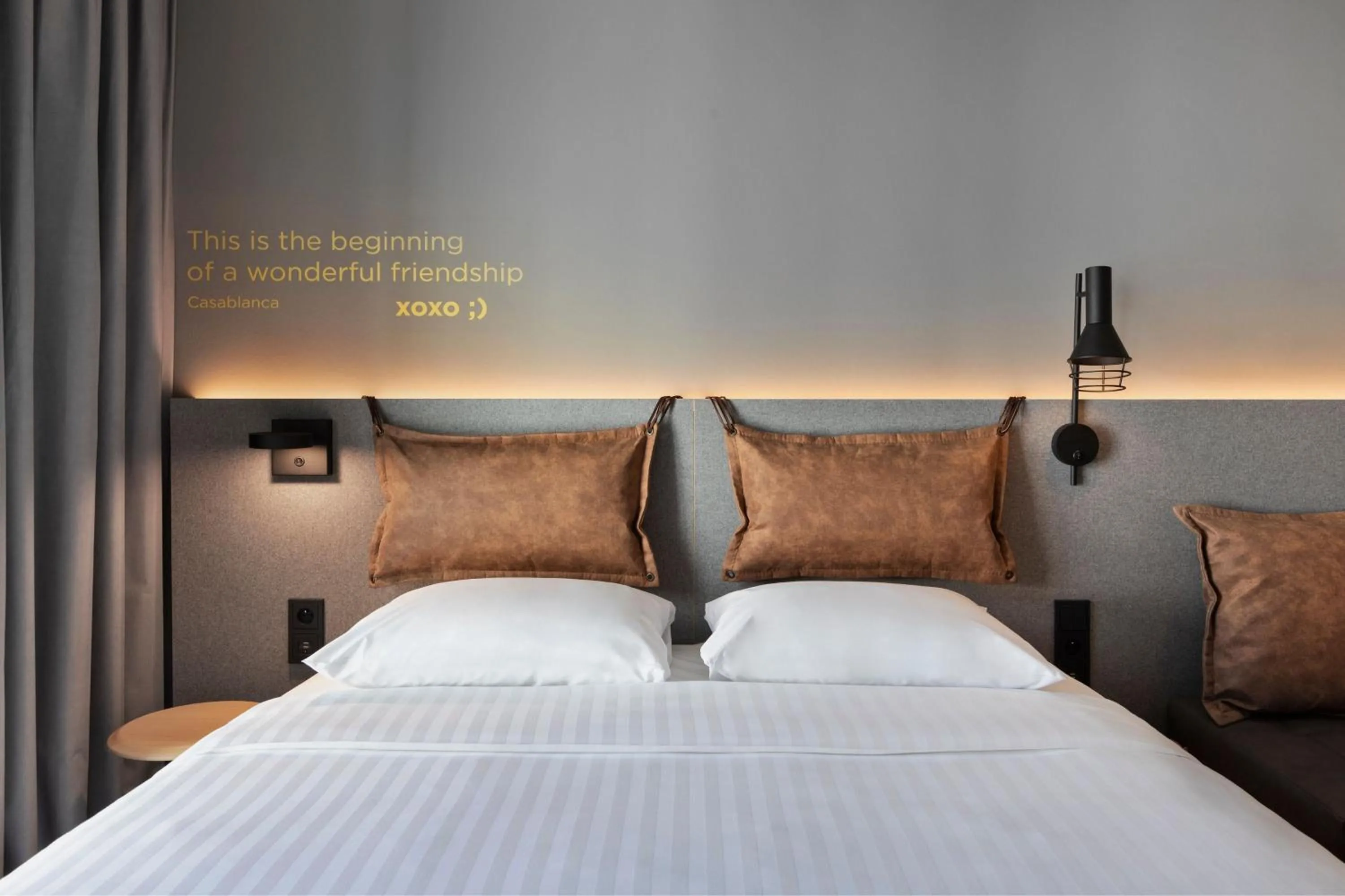 Photo of the whole room, Bed in Moxy Szczecin City