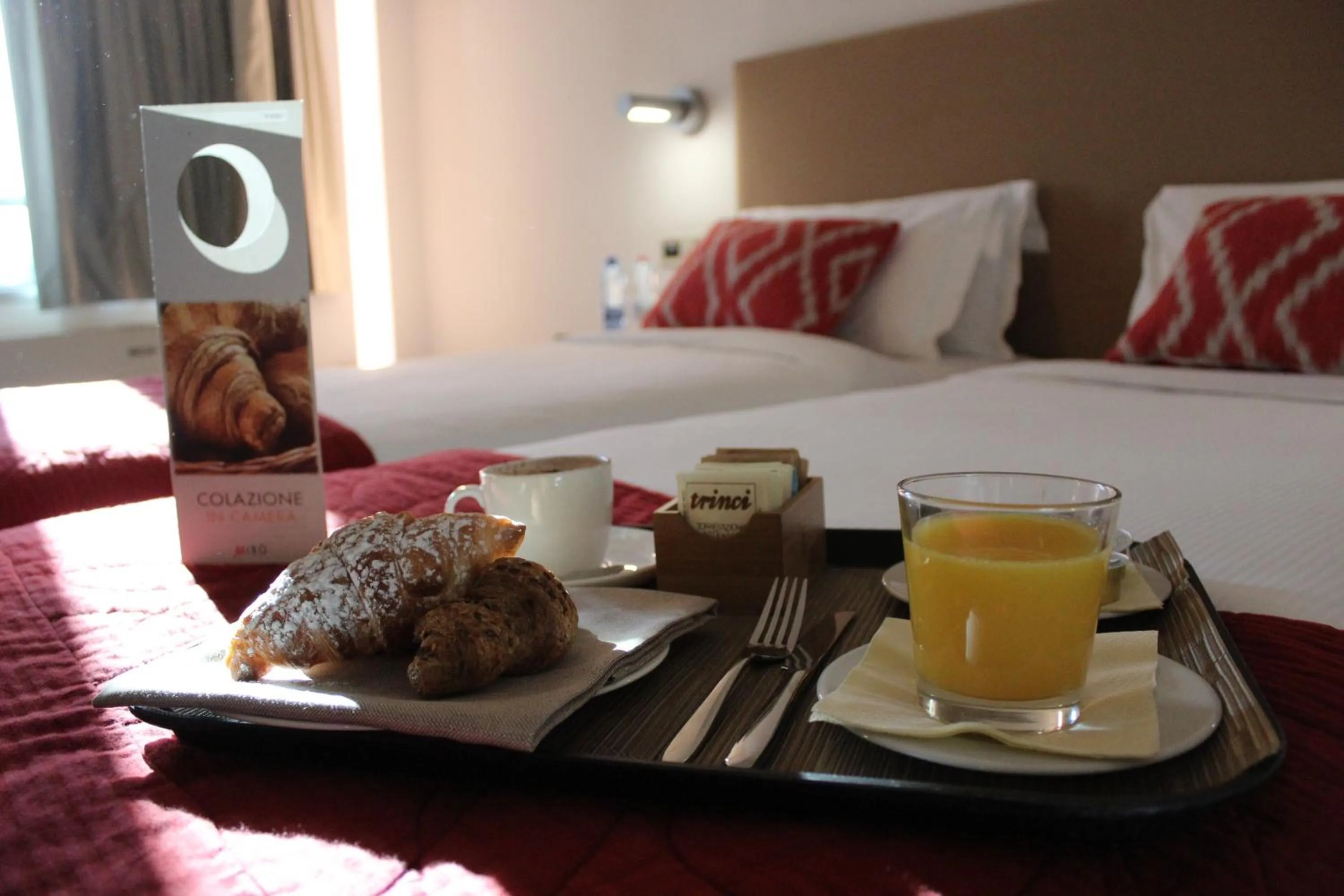 Photo of the whole room, Breakfast in Hotel Miro'