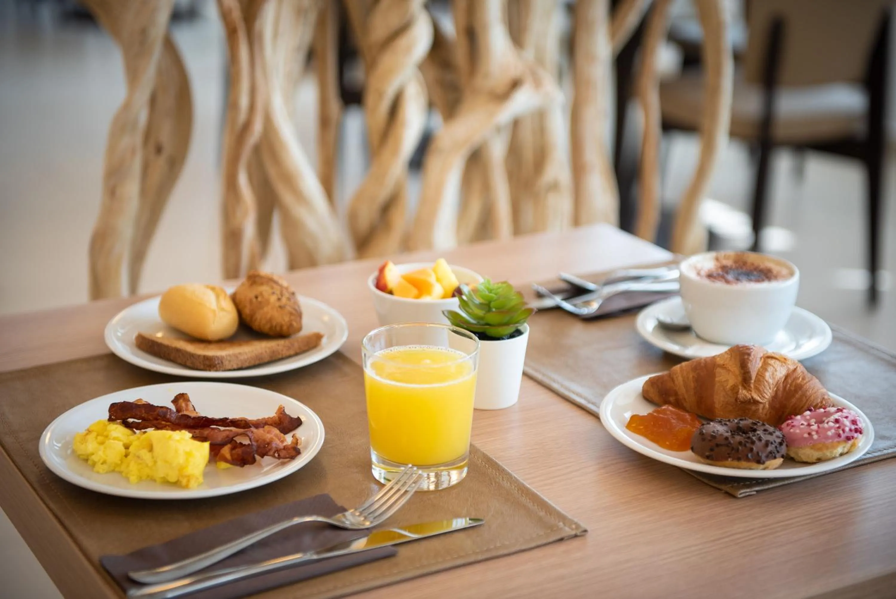 Food and drinks, Breakfast in Hotel Miro'