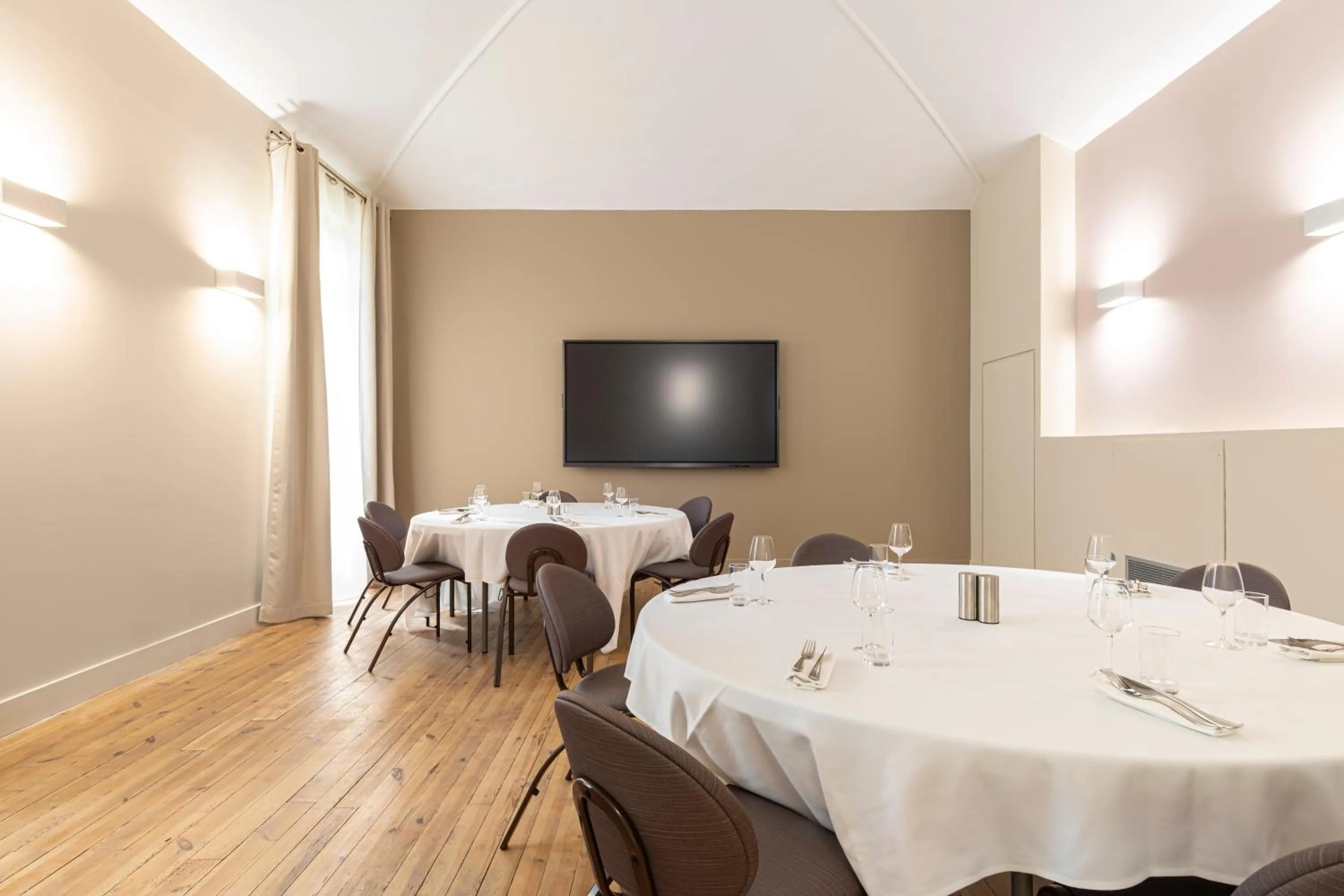 Domaine et Château de Valinches