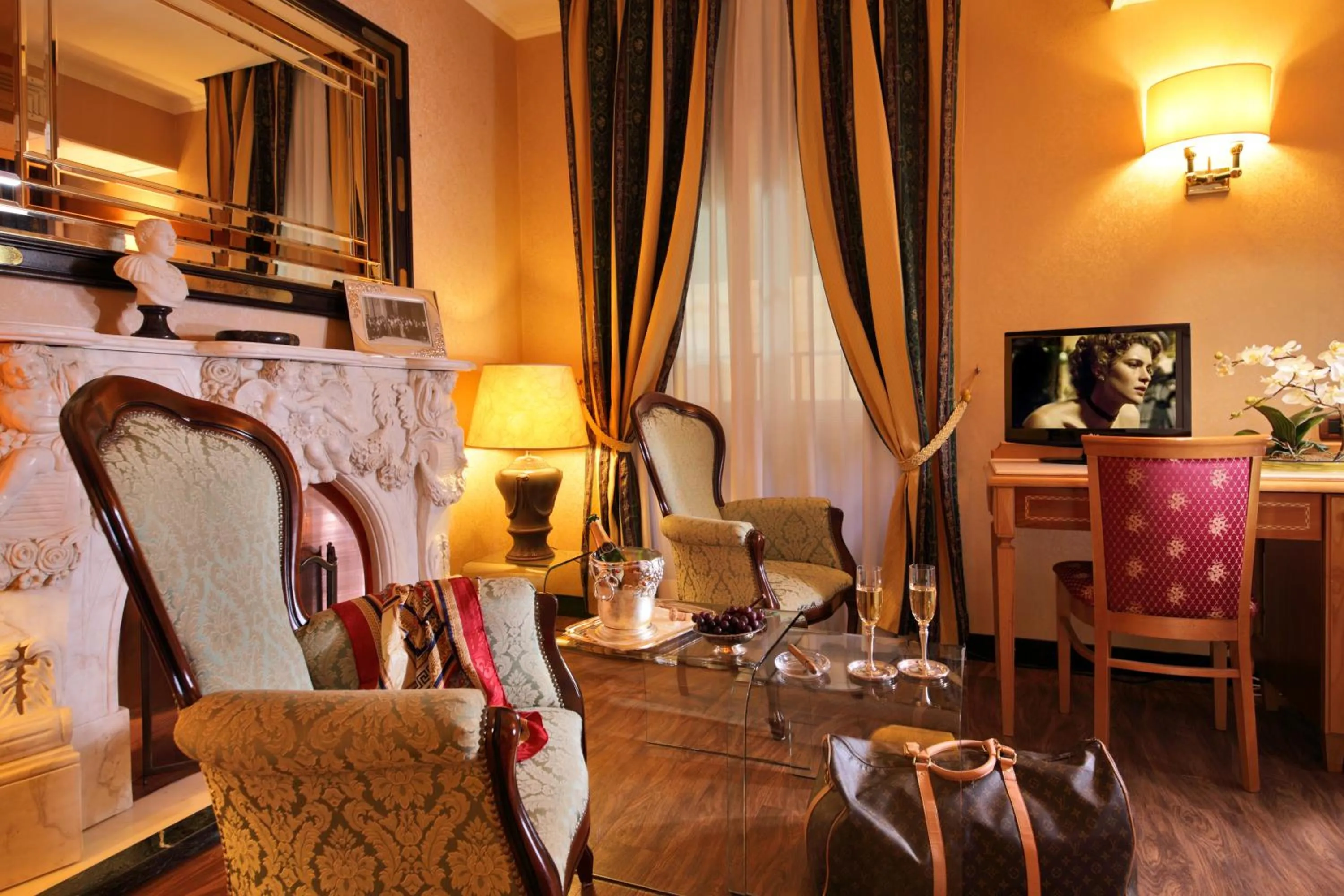 Bedroom in Colonna Hotel