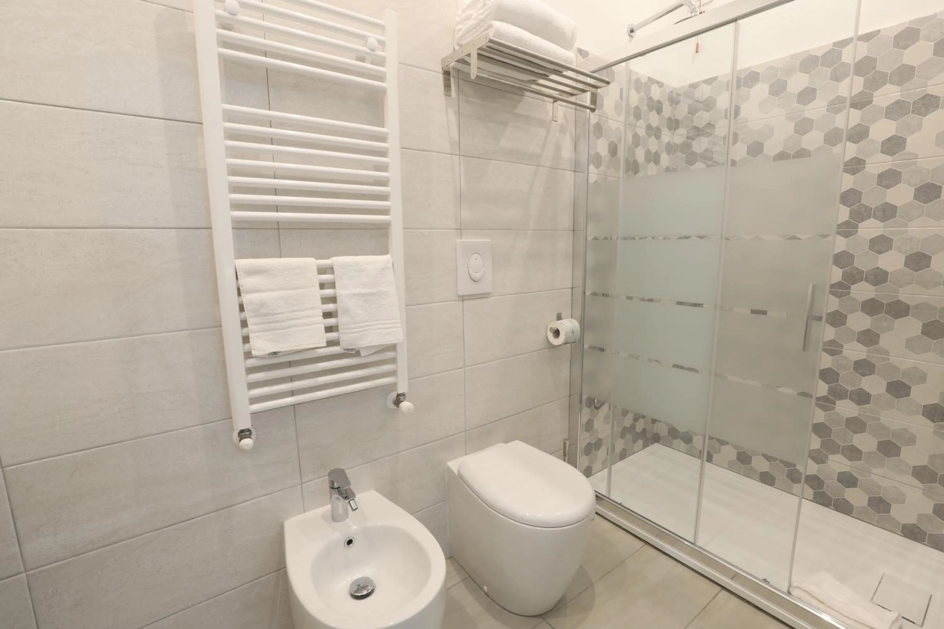 Bathroom in Cadorna Luxury Hotel