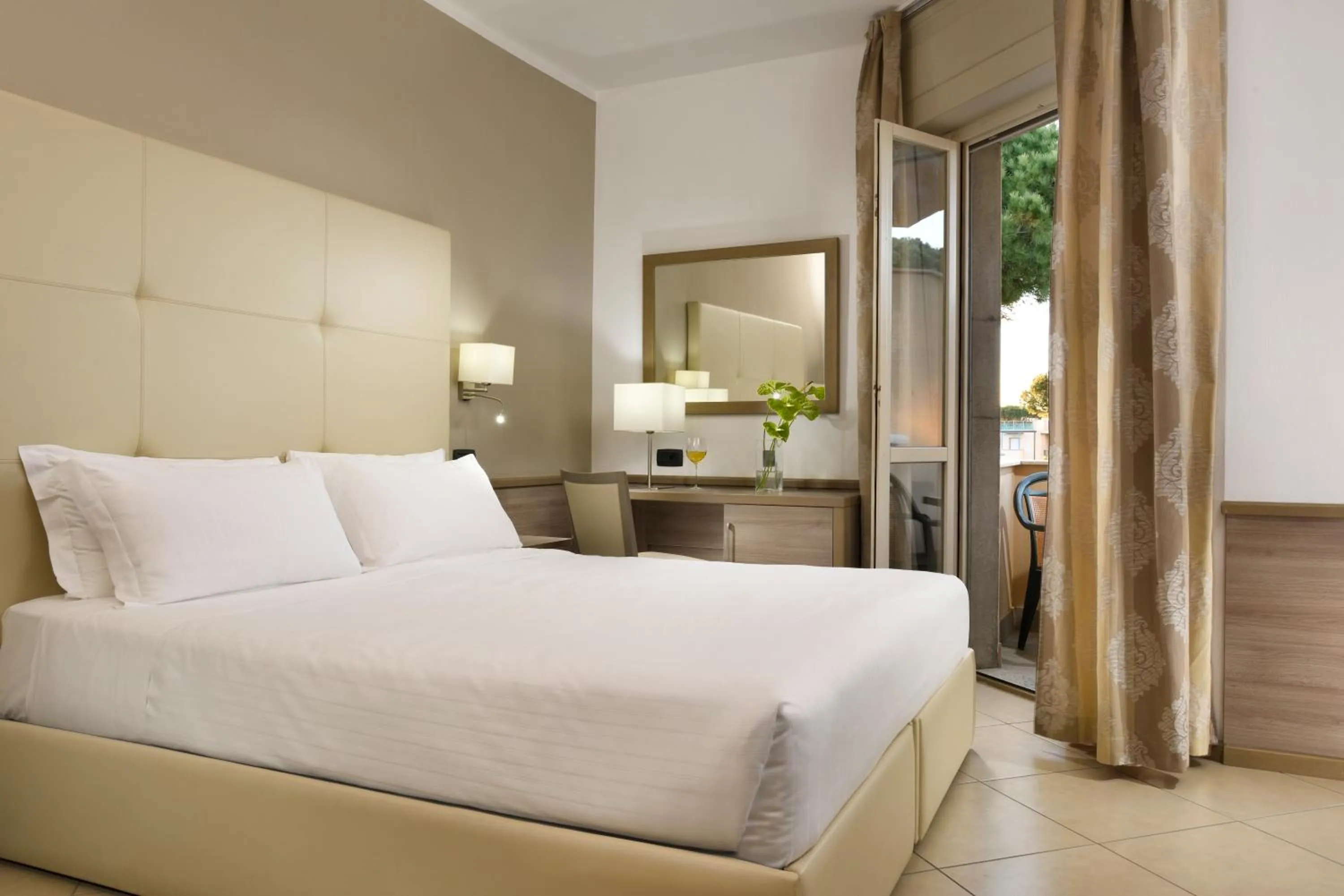 Bedroom, Bed in Park Hotel Marinetta - Beach & Spa