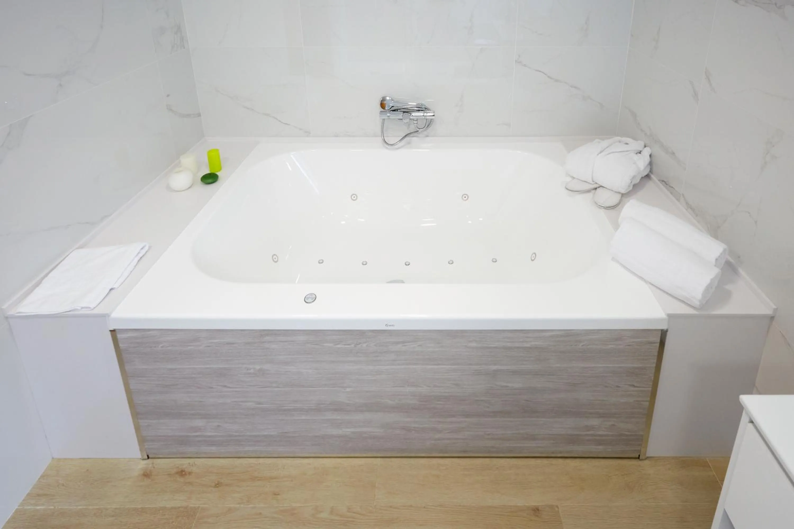 Hotel Arias Aeropuerto