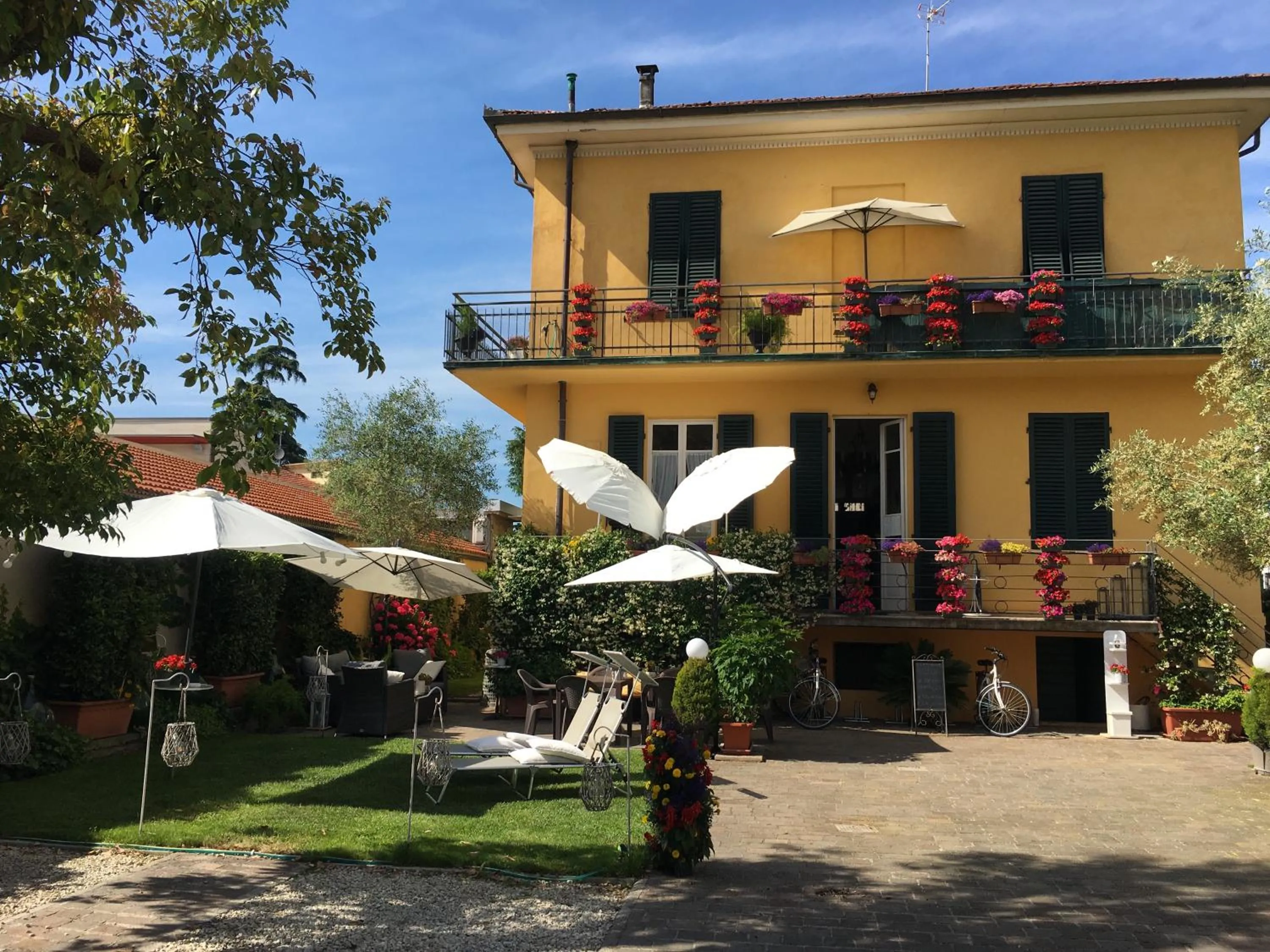 Property building in Villa San Donato B&B