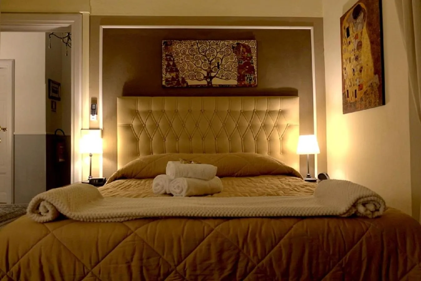 Bed in Villa San Donato B&B