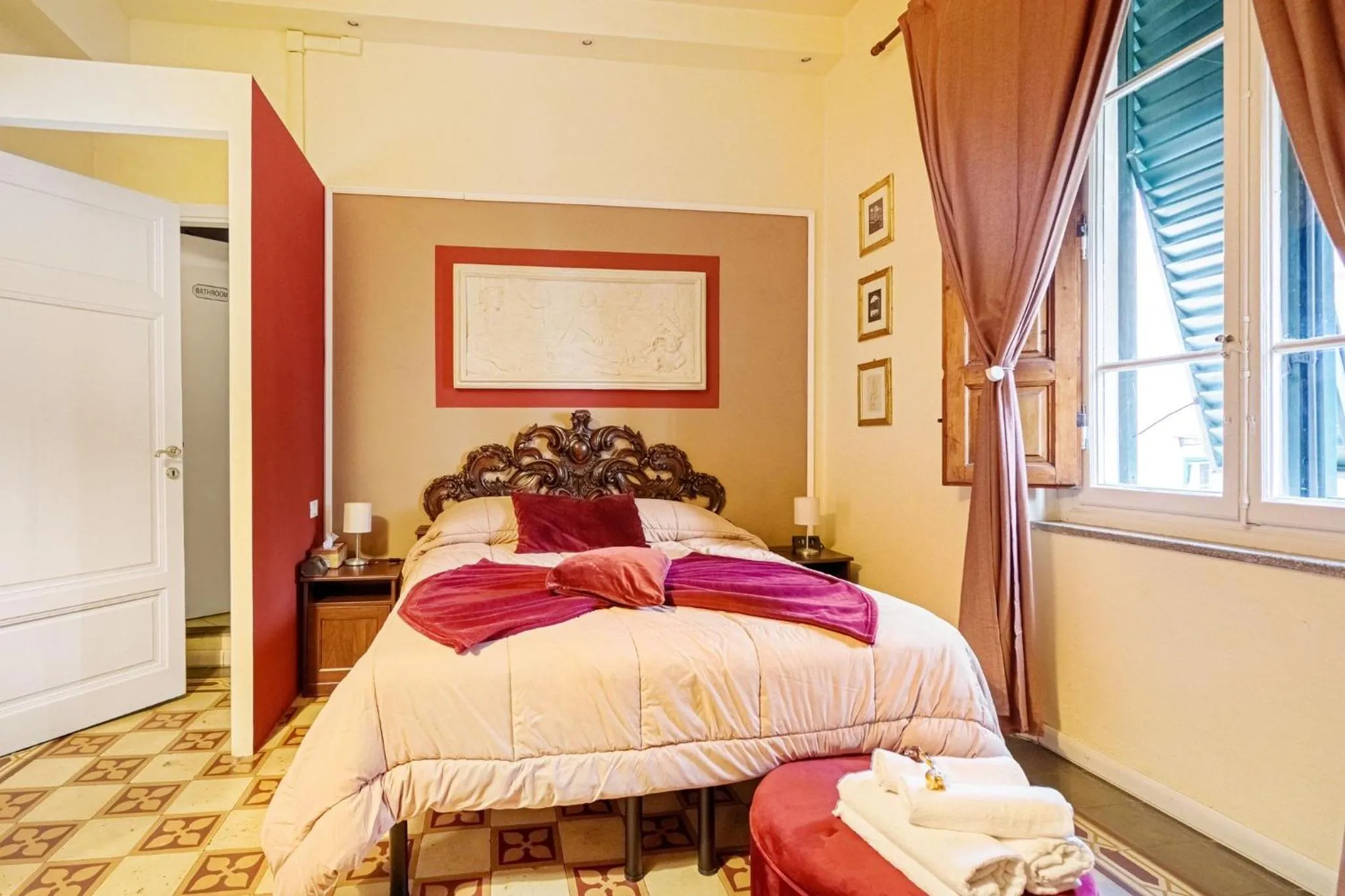 Bed in Villa San Donato B&B